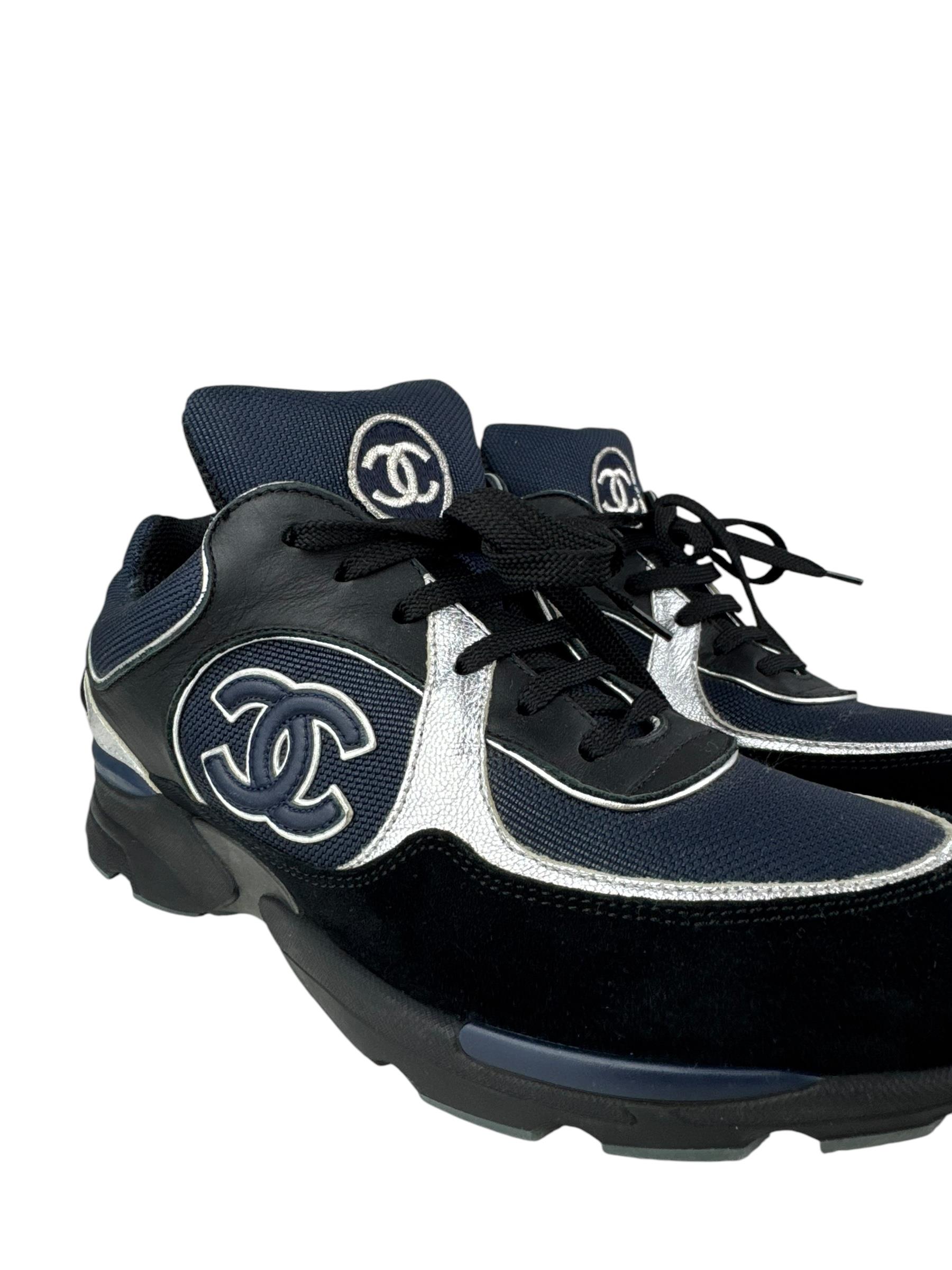  CHANEL BLACK NAVY CC CRUISE SNEAKERS