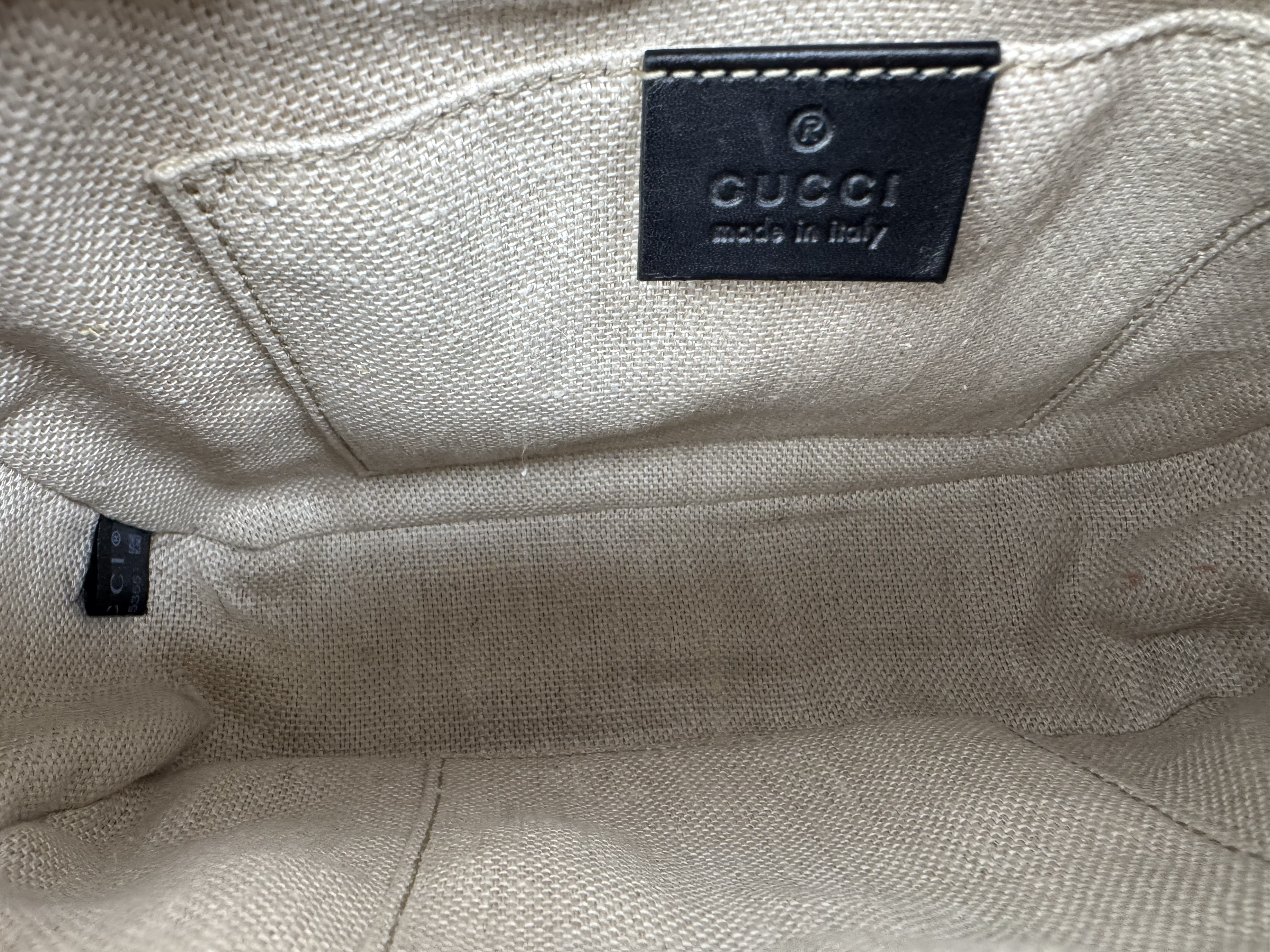  GUCCI LEATHER WEBBY BEE CAMERA BAG