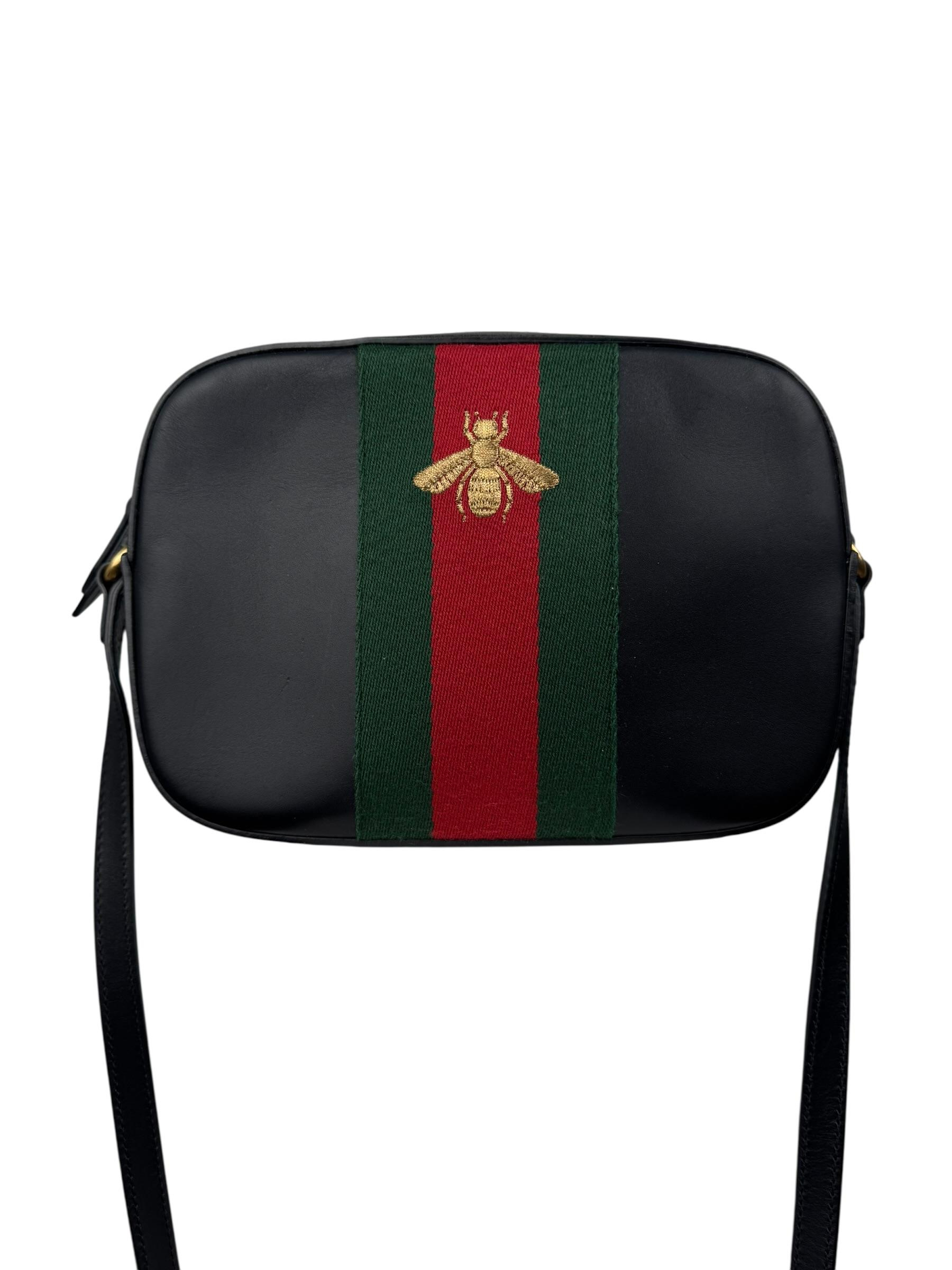  GUCCI LEATHER WEBBY BEE CAMERA BAG