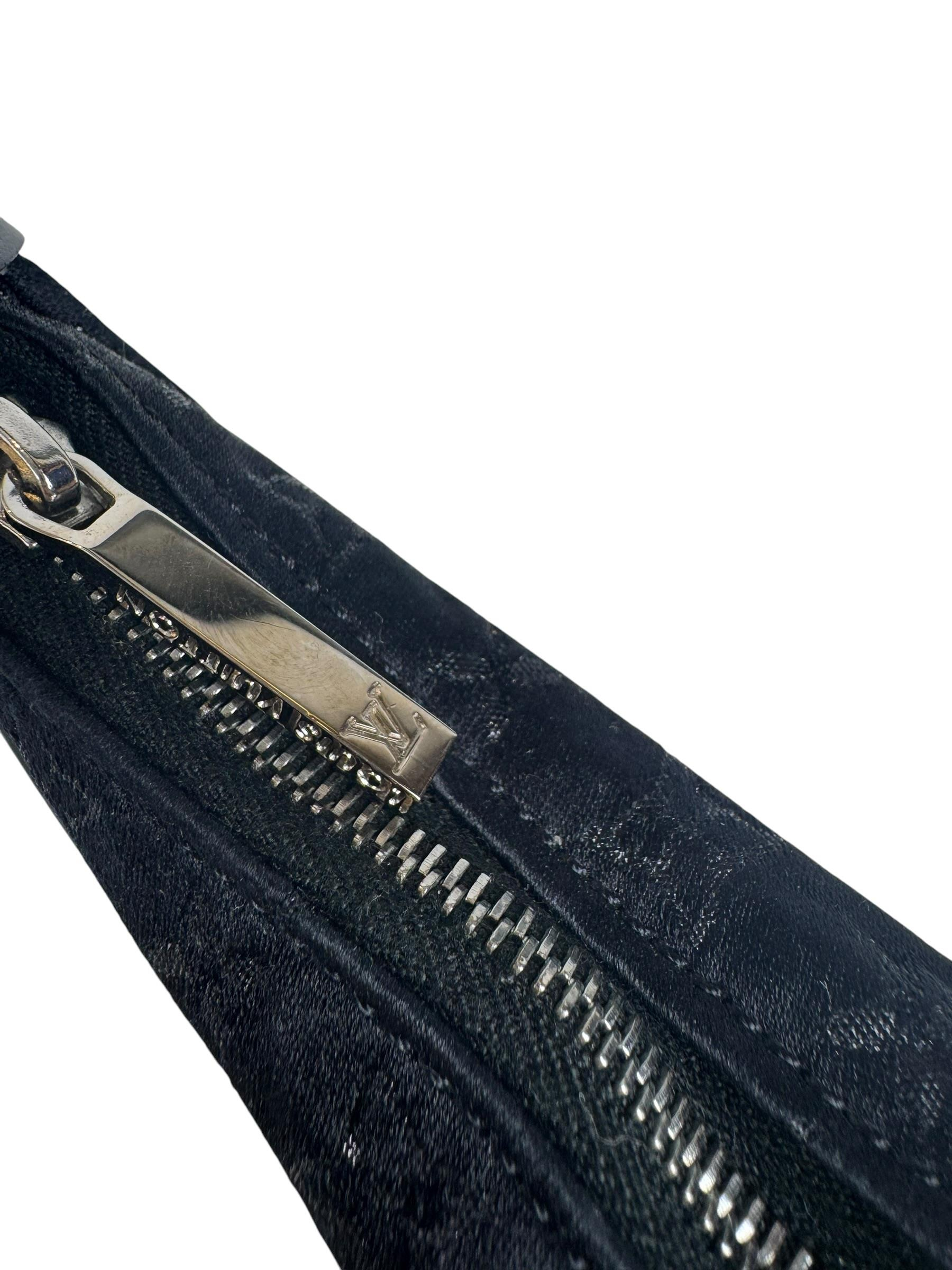  LOUIS VUITTON SATIN BOULOGNE PM SHOULDER BAG