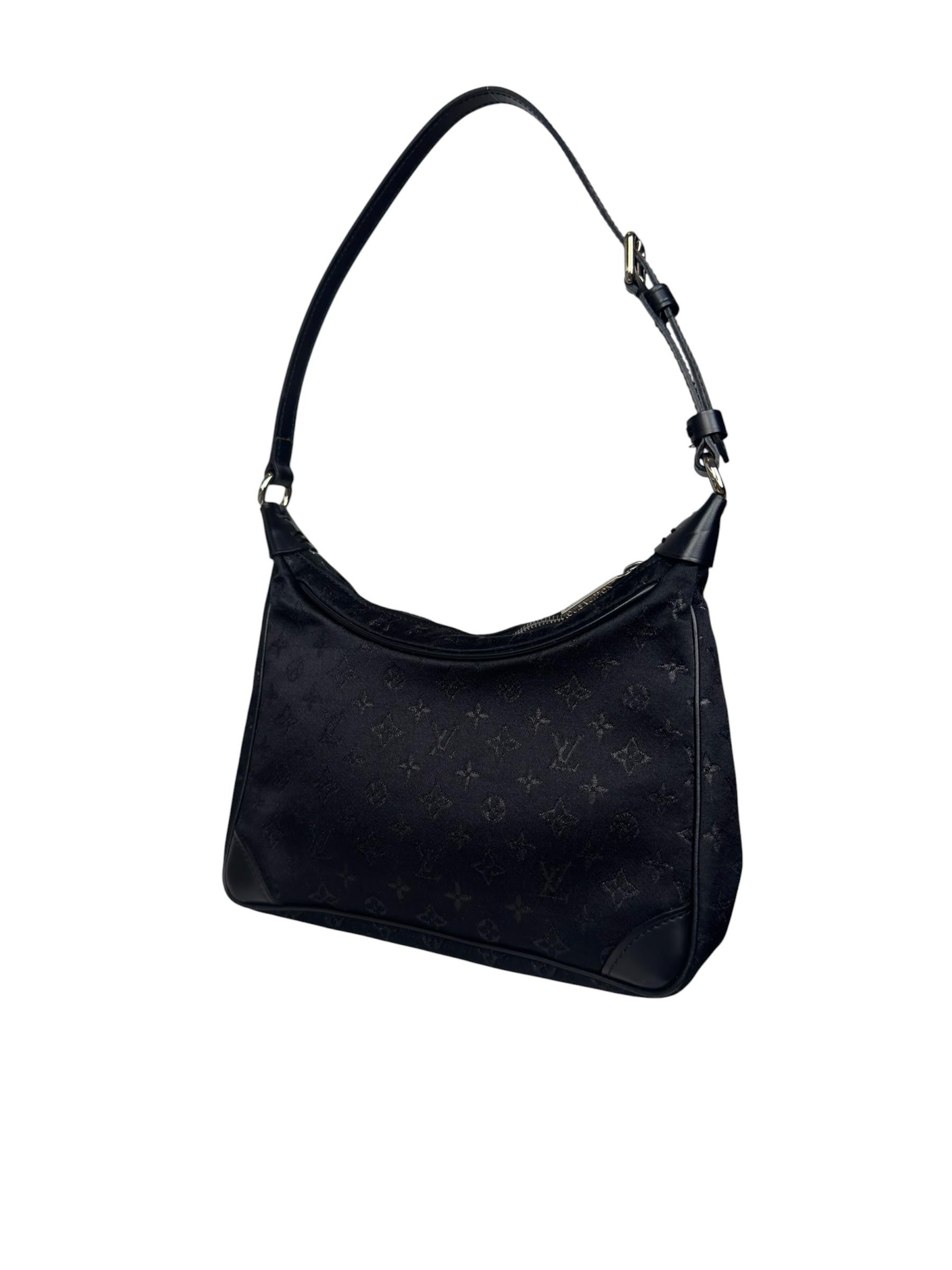  LOUIS VUITTON SATIN BOULOGNE PM SHOULDER BAG
