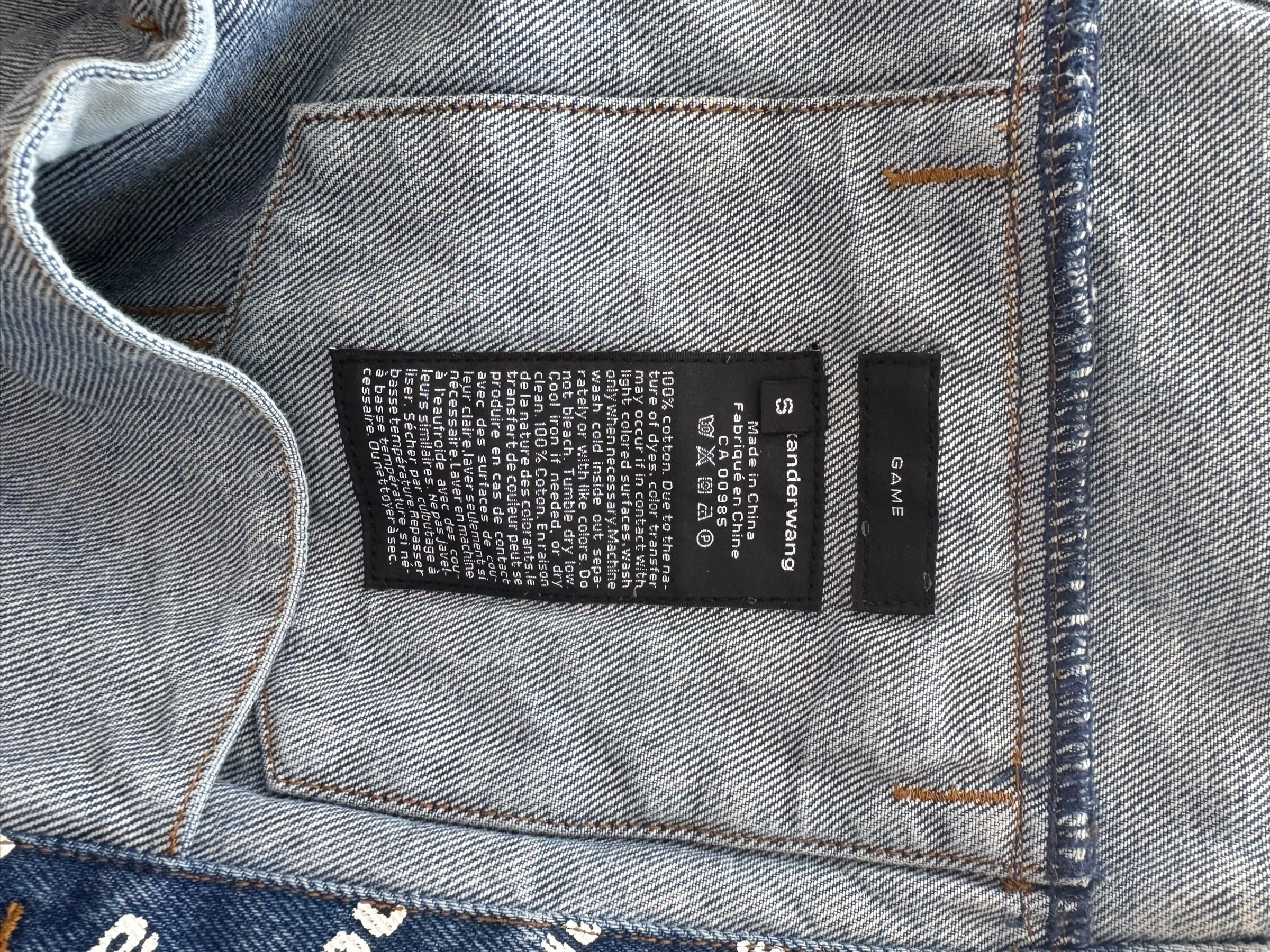 ALEXANDER WANG LOGO PRINTED DENIM JACKET