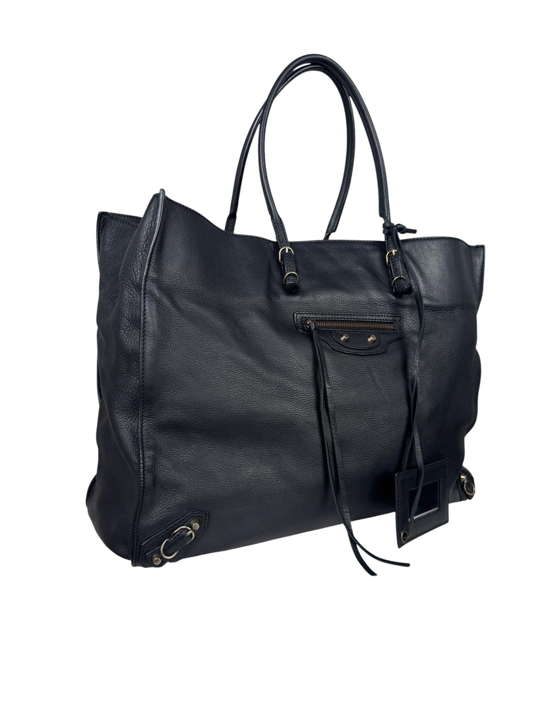BALENCIAGA A4 ZIP AROUND TOTE BAG