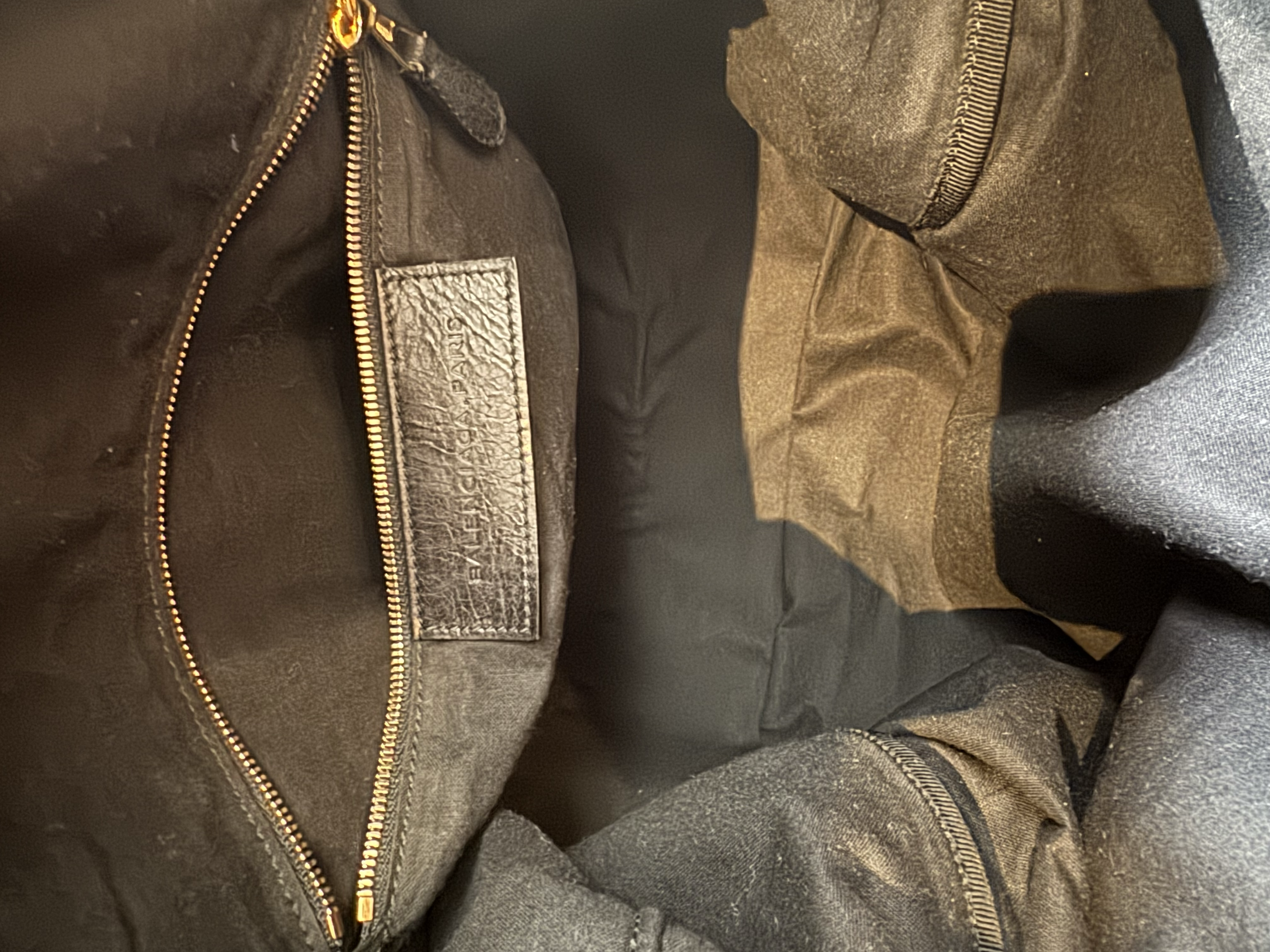 BALENCIAGA GIANT CITY BAG 