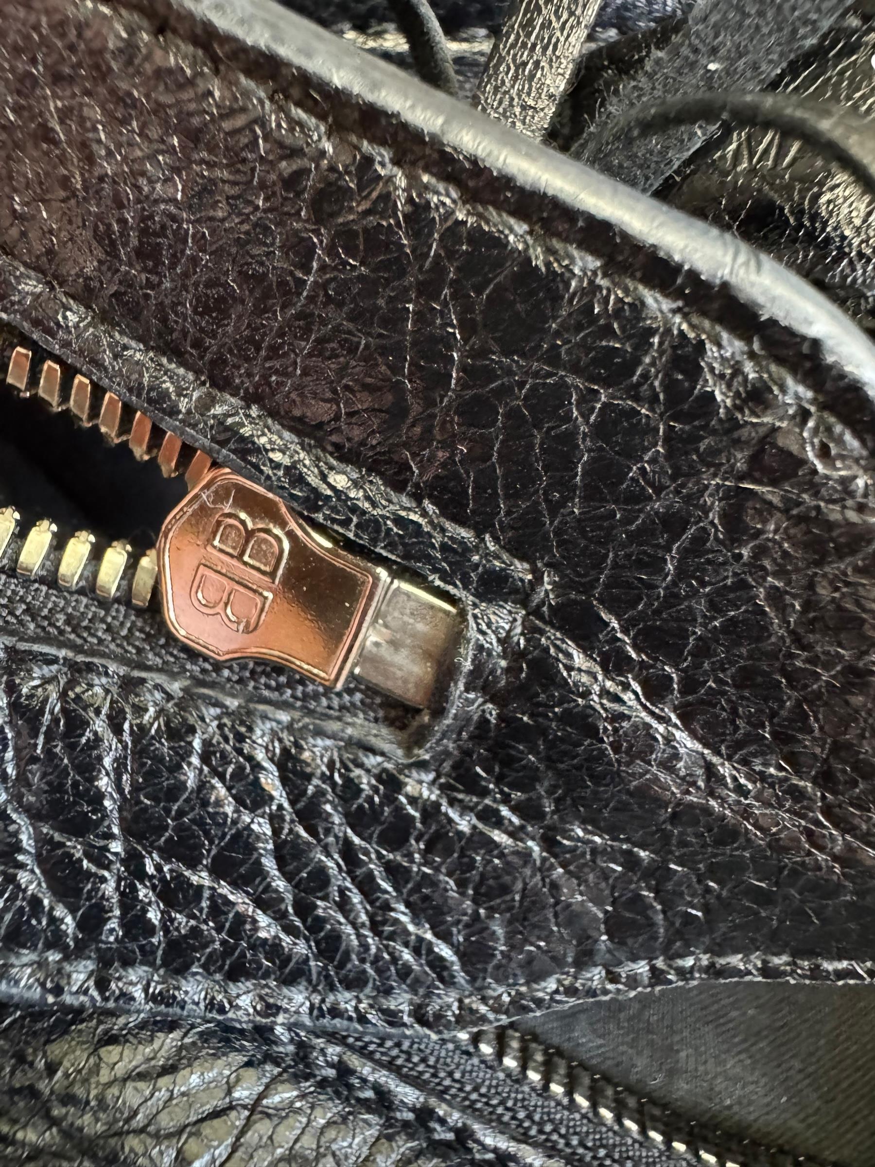 BALENCIAGA NEO CAGOLE XS BAG