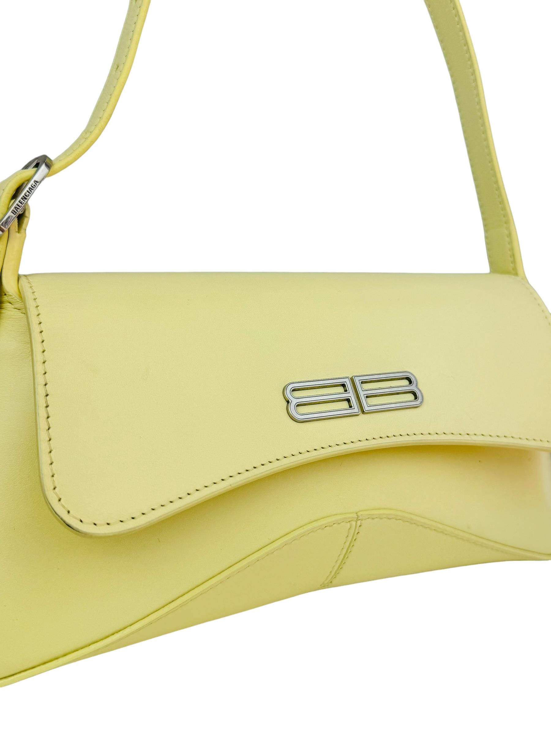 BALENCIAGA XXS PALE YELLOW FLAP ASKILI OMUZ ÇANTASI