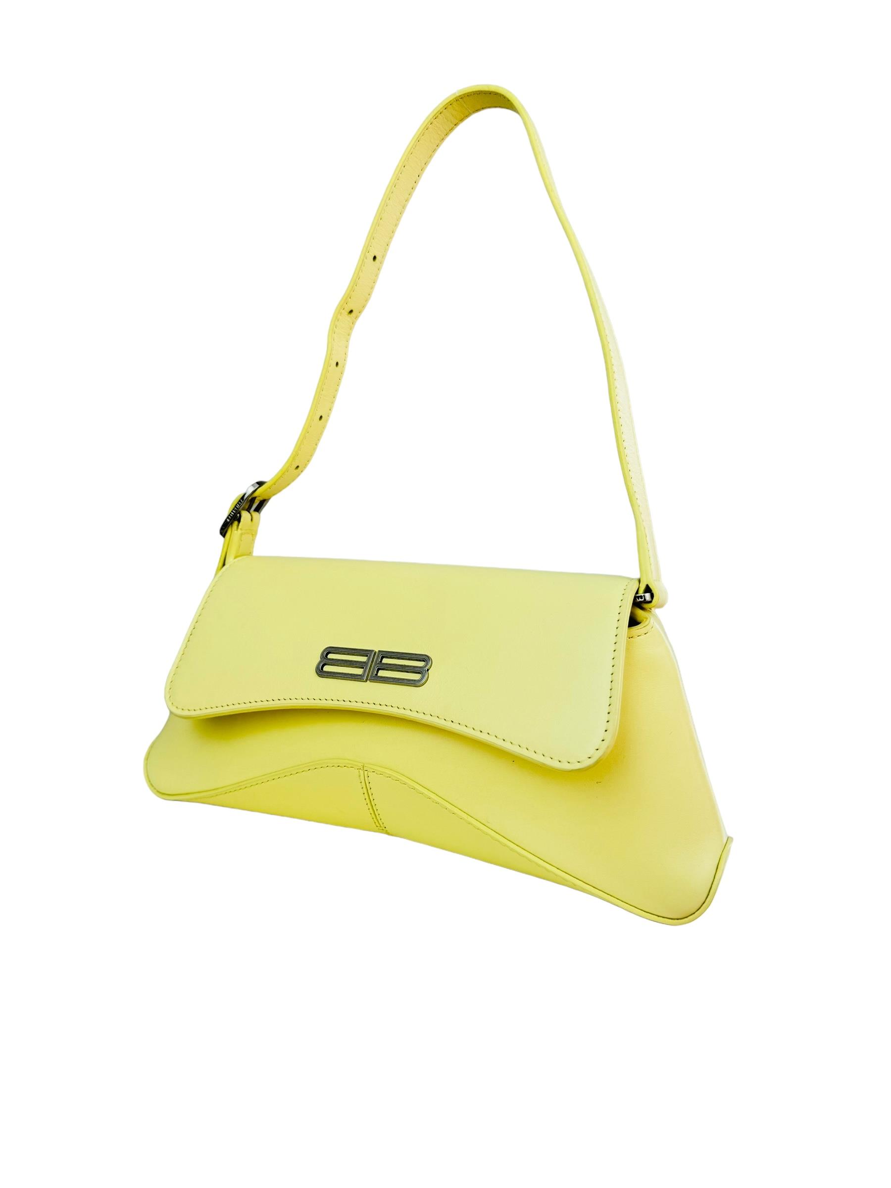BALENCIAGA XXS PALE YELLOW FLAP ASKILI OMUZ ÇANTASI