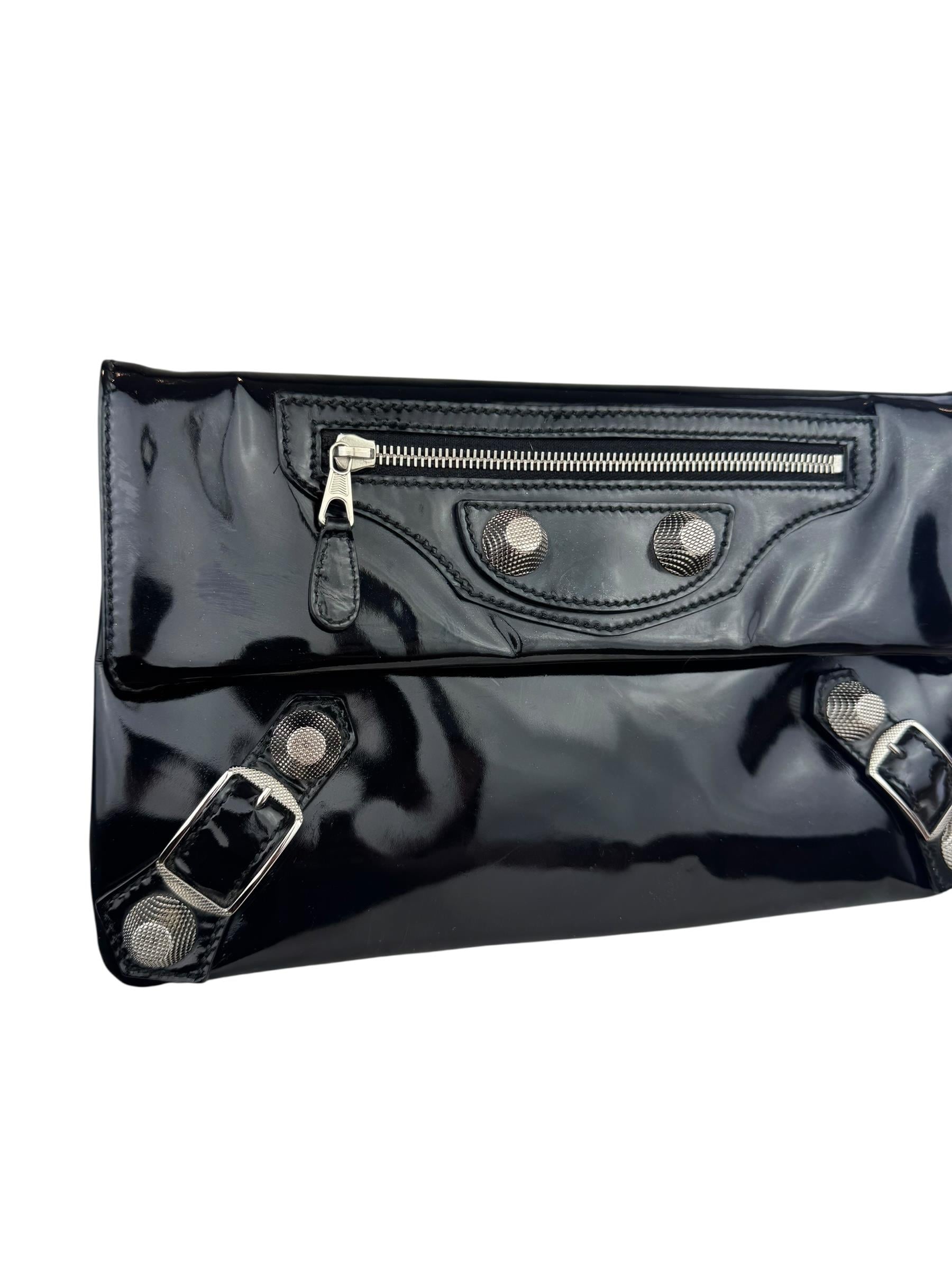 BALLENCIAGA GIANT CLUTCH BAG