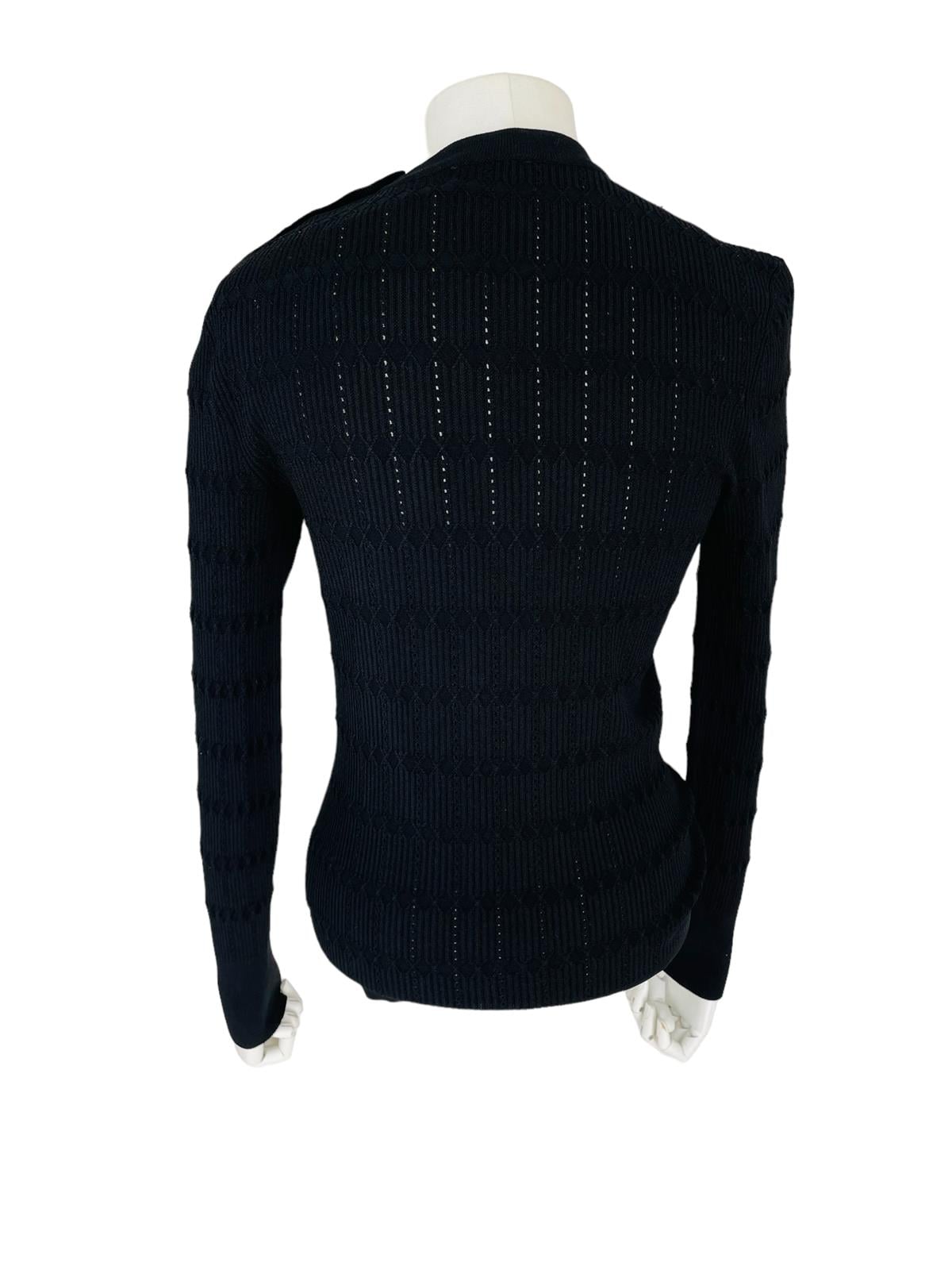 BLACK SWEATER
