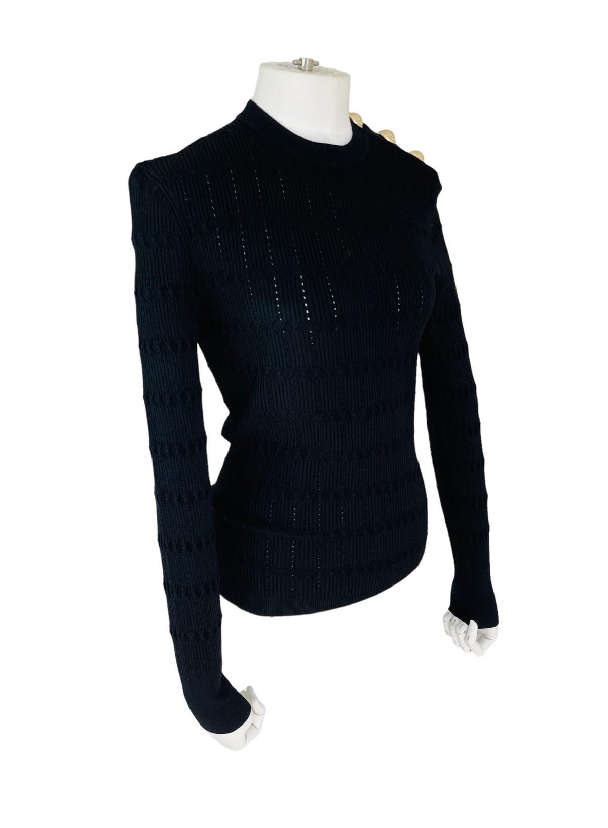 BLACK SWEATER