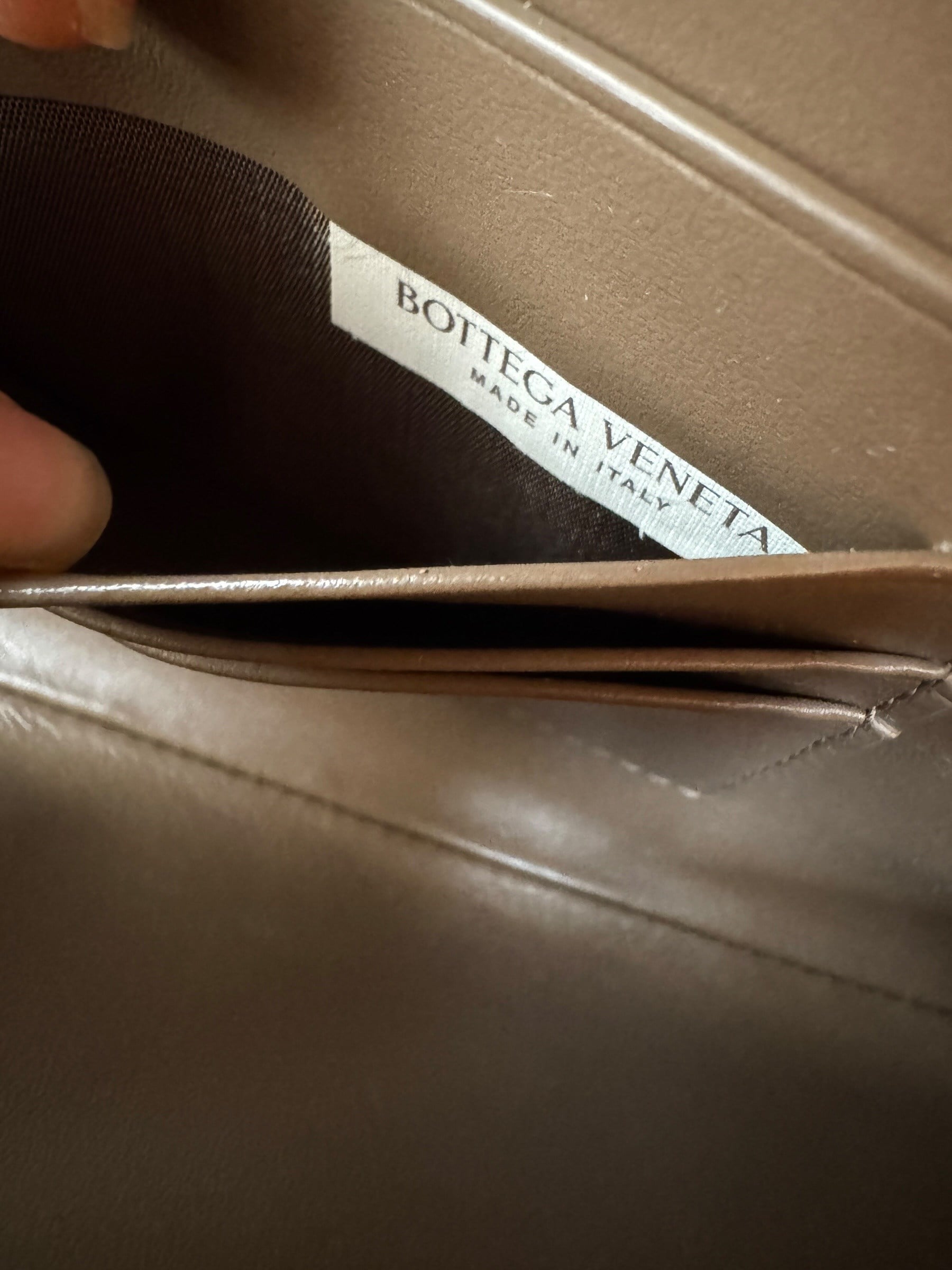 BOTTEGA VENETA ANDIAMO CLUCTH BAG