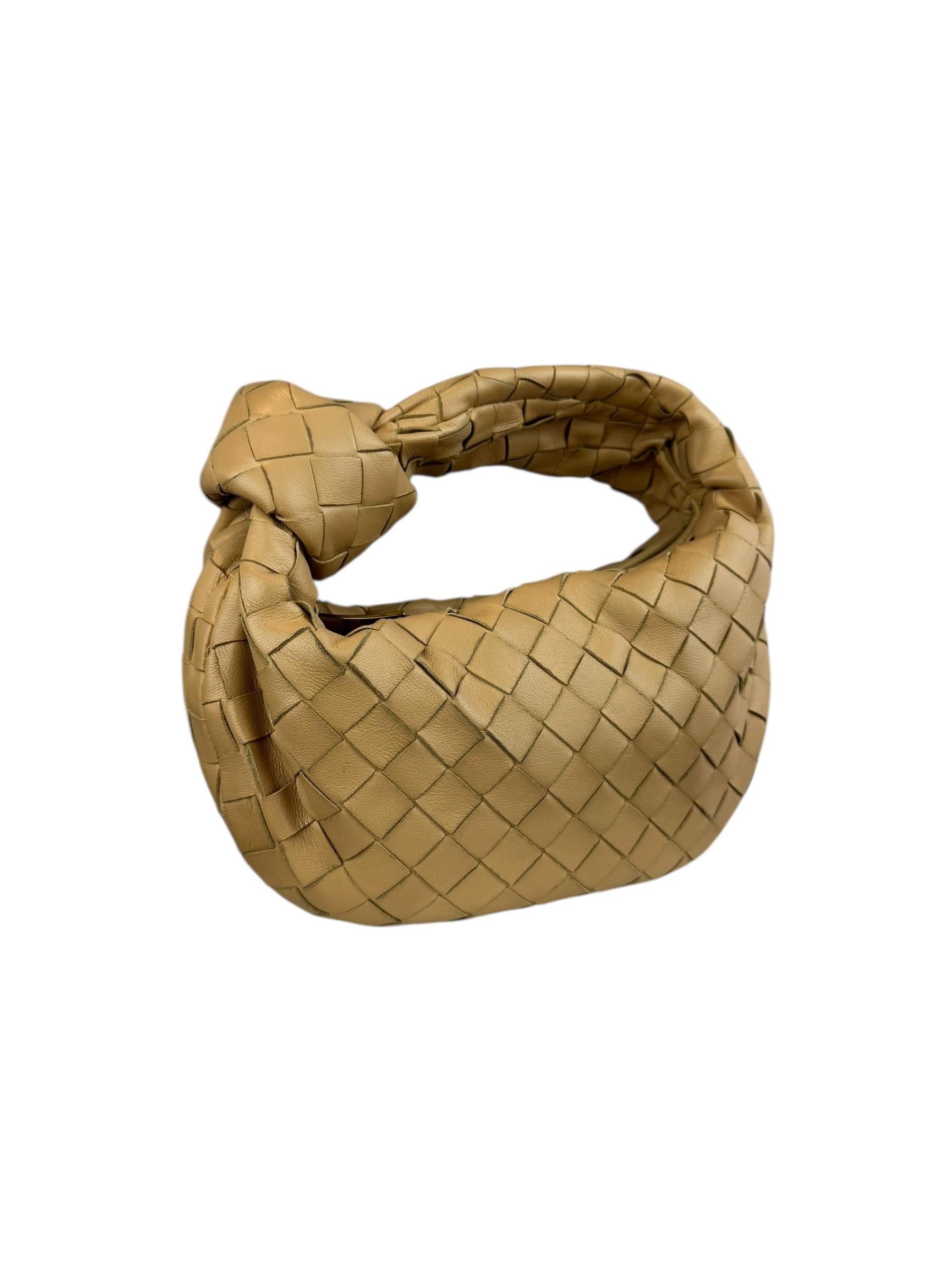 BOTTEGA VENETA BEIGE JODIE BAG