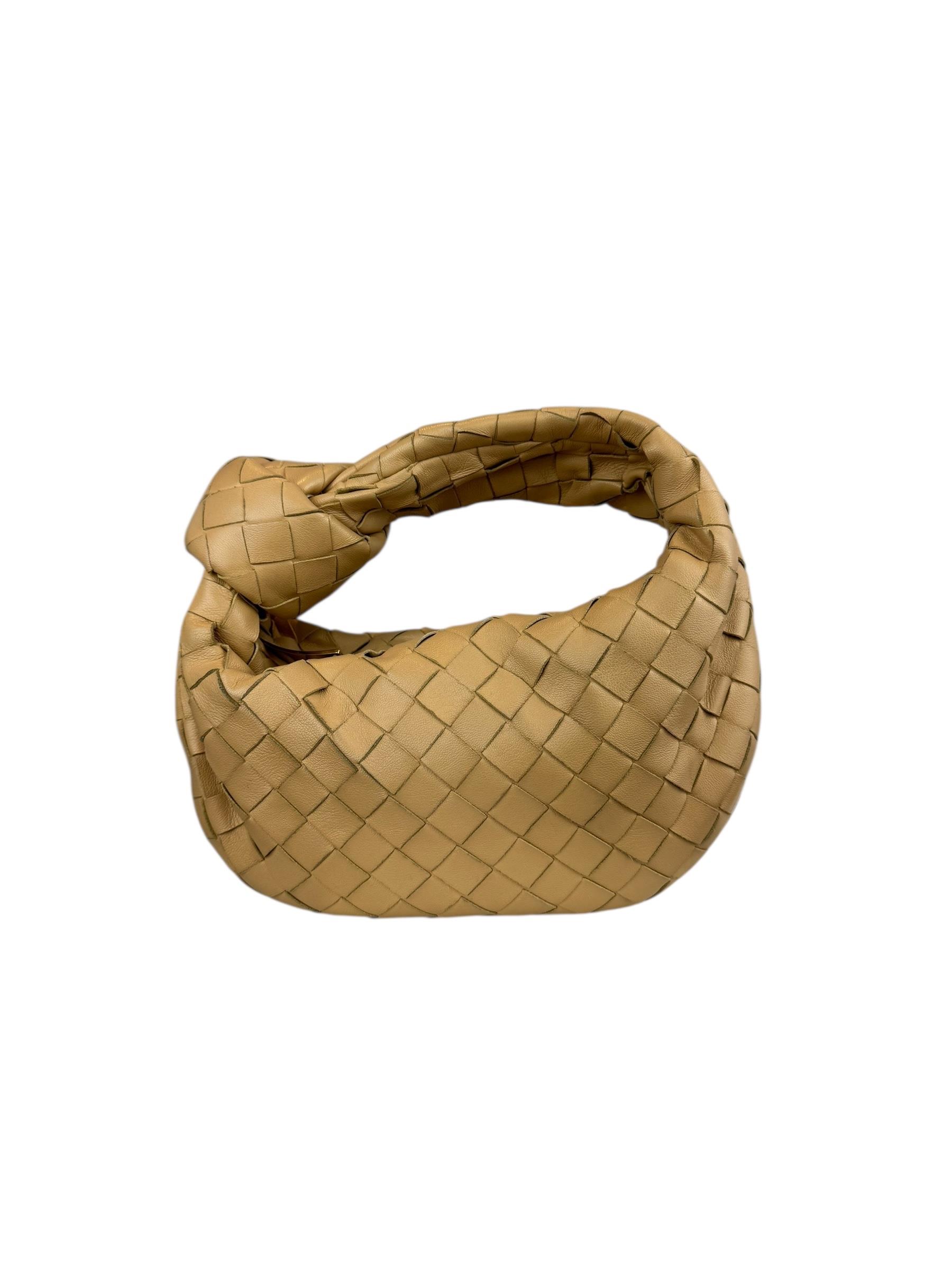 BOTTEGA VENETA BEIGE JODIE BAG