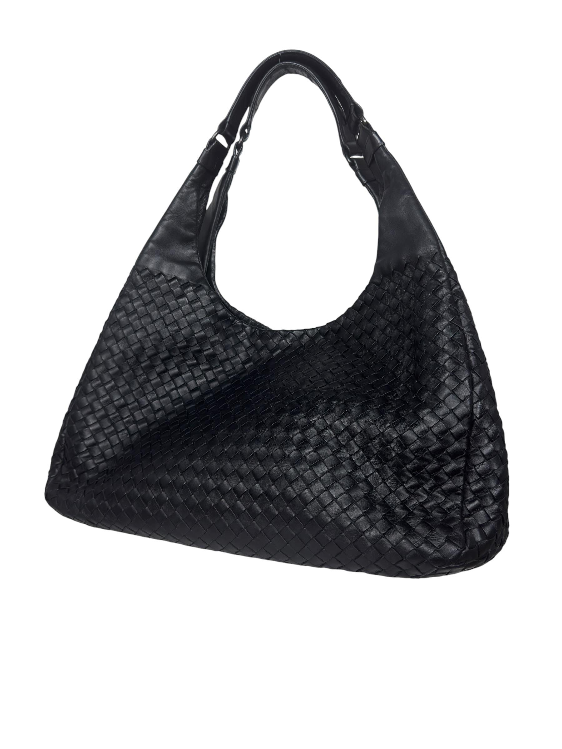 BOTTEGA VENETA BLACK HOBO BAG