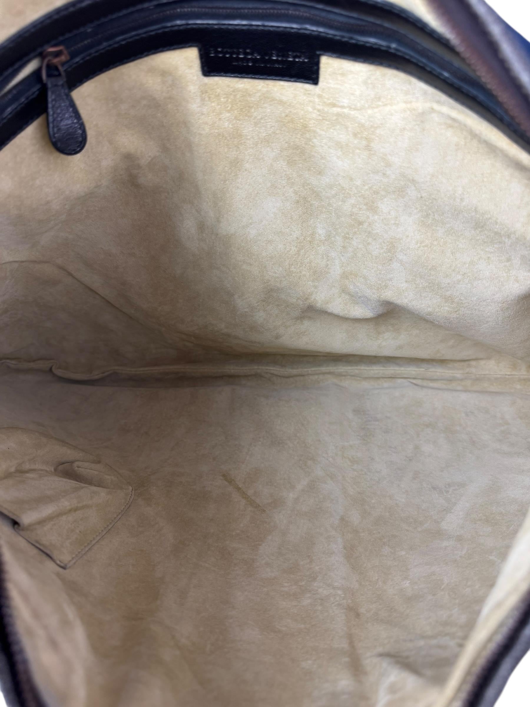 BOTTEGA VENETA BLACK HOBO BAG