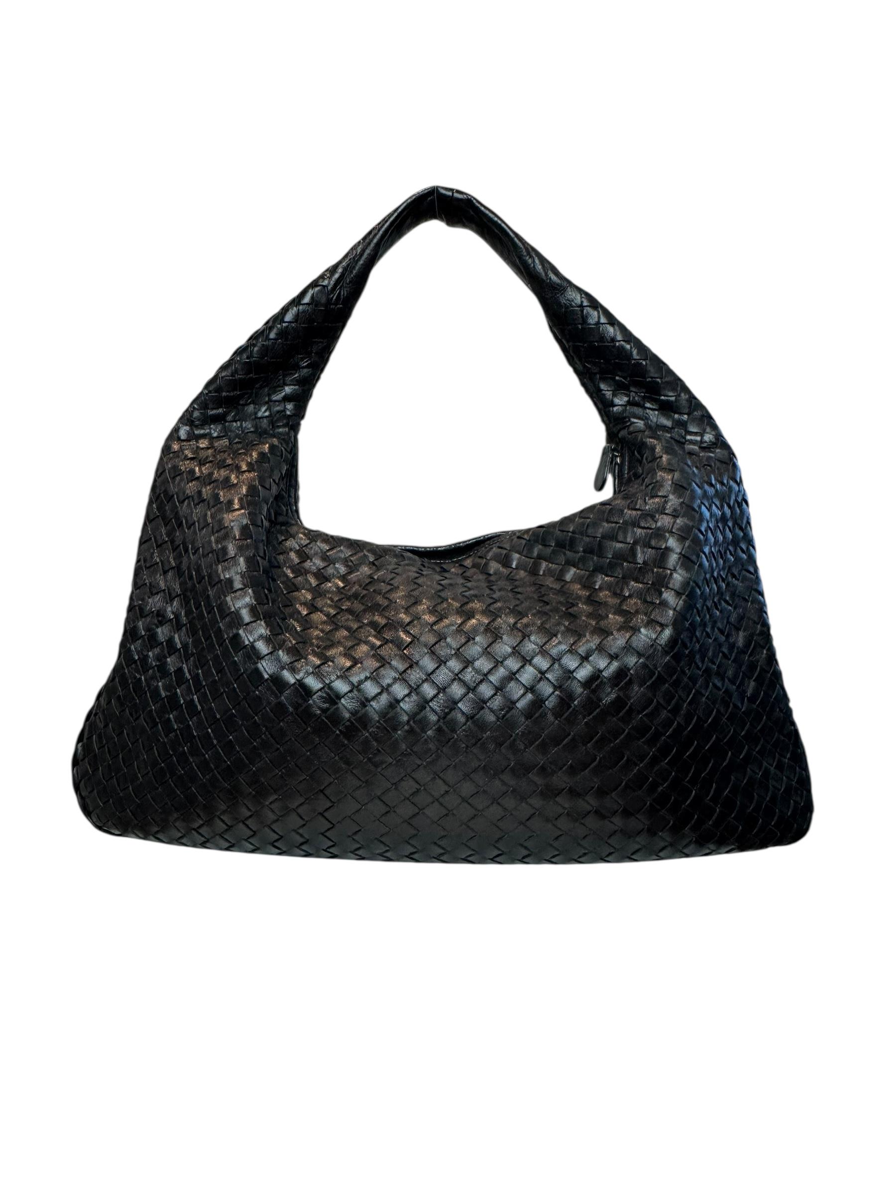 BOTTEGA VENETA BLACK INTERCCIATO HOBO BAG