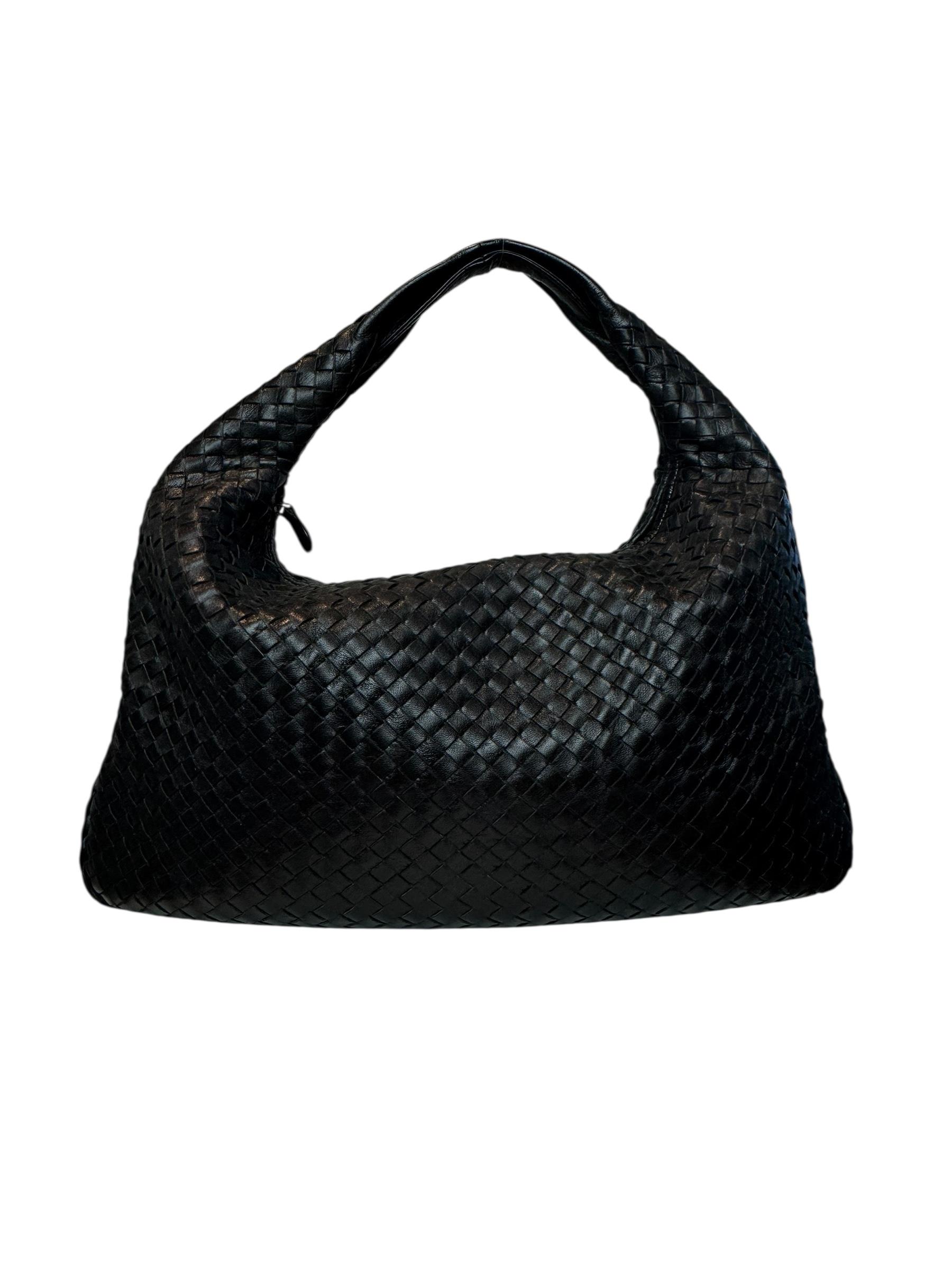 BOTTEGA VENETA BLACK INTERCCIATO HOBO BAG