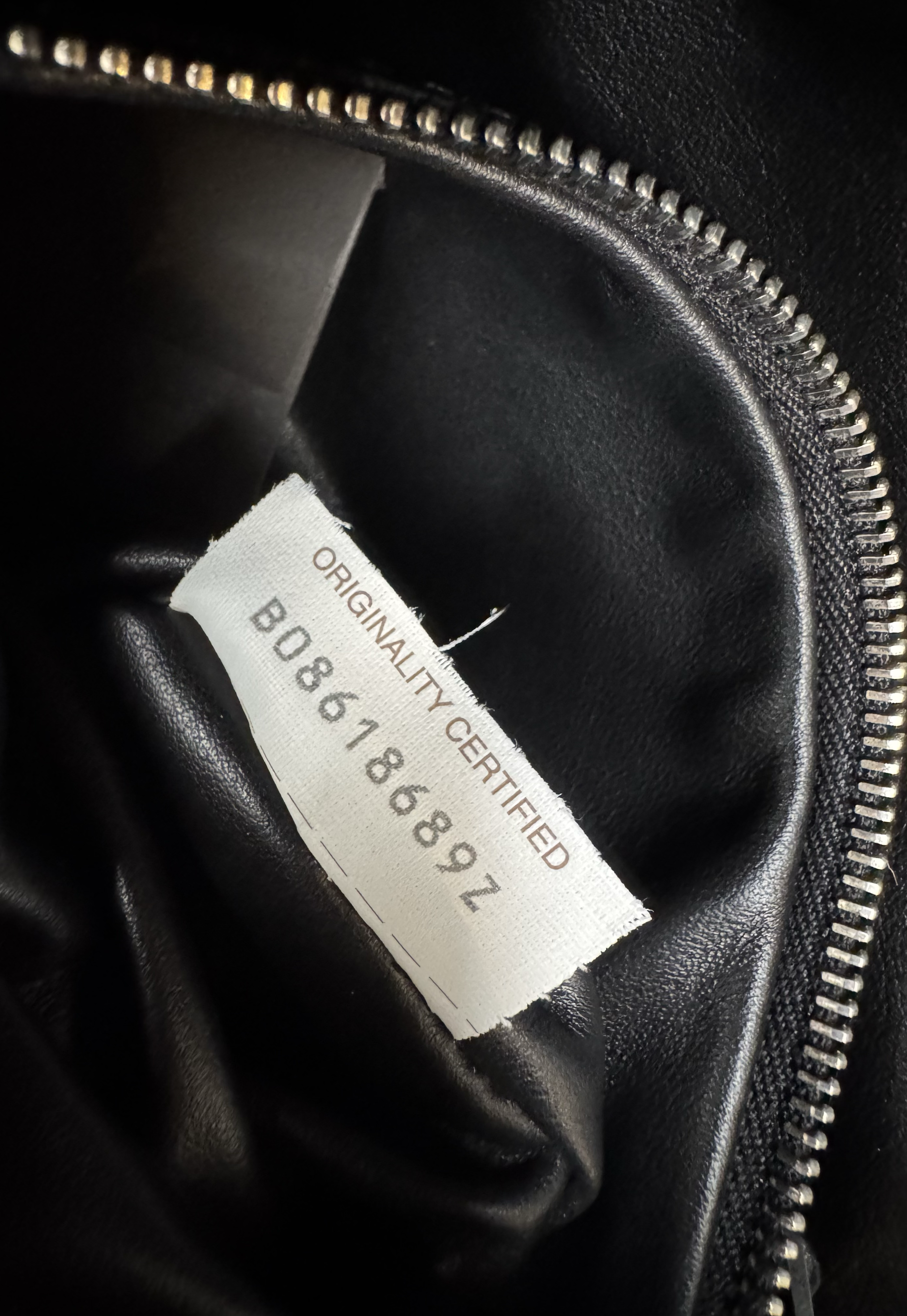 BOTTEGA VENETA BLACK TWIST BAG 