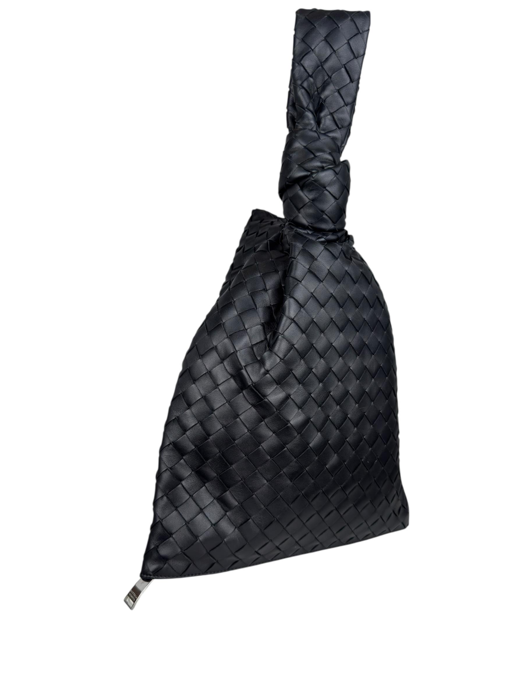 BOTTEGA VENETA BLACK TWIST BAG 