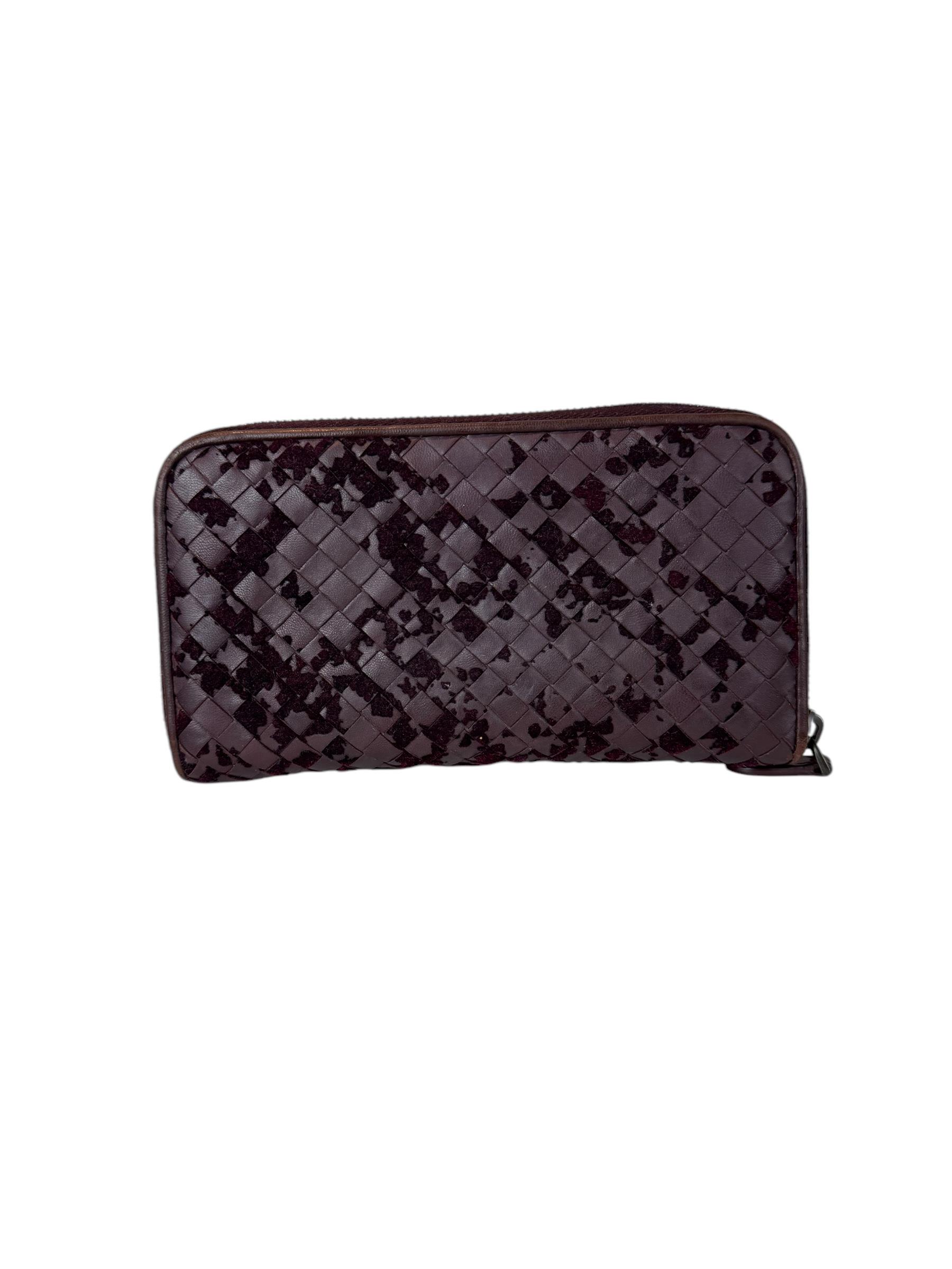 BOTTEGA VENETA BURGUNDY WALLET 