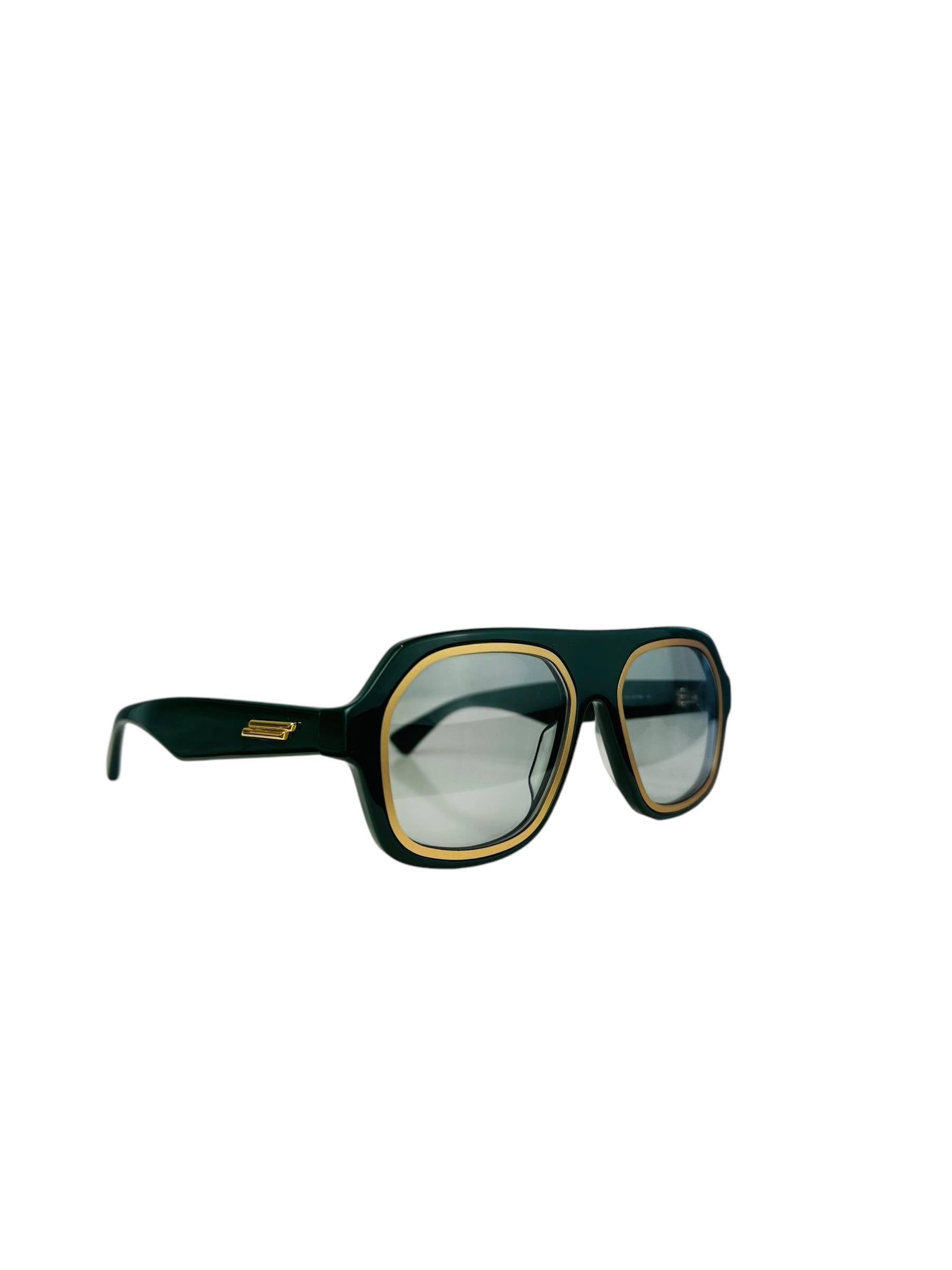 BOTTEGA VENETA DUCK GREEN SUNGLASSES