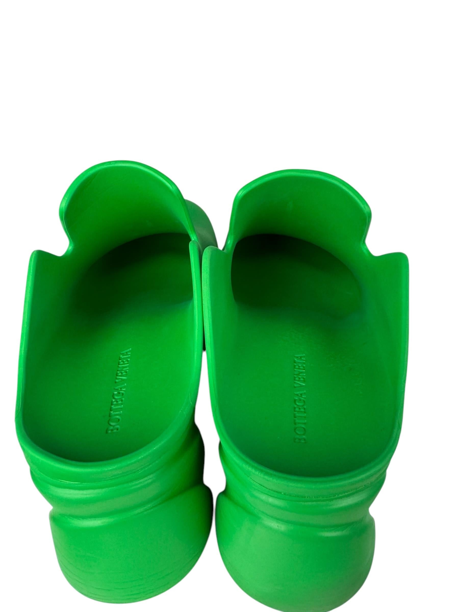 BOTTEGA VENETA GREEN CLOGS RUBBER