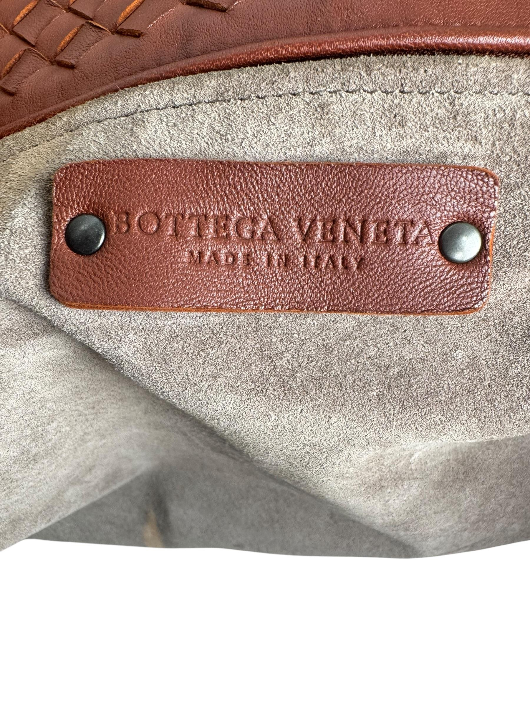 BOTTEGA VENETA INTRECCIATO HOBO BAG