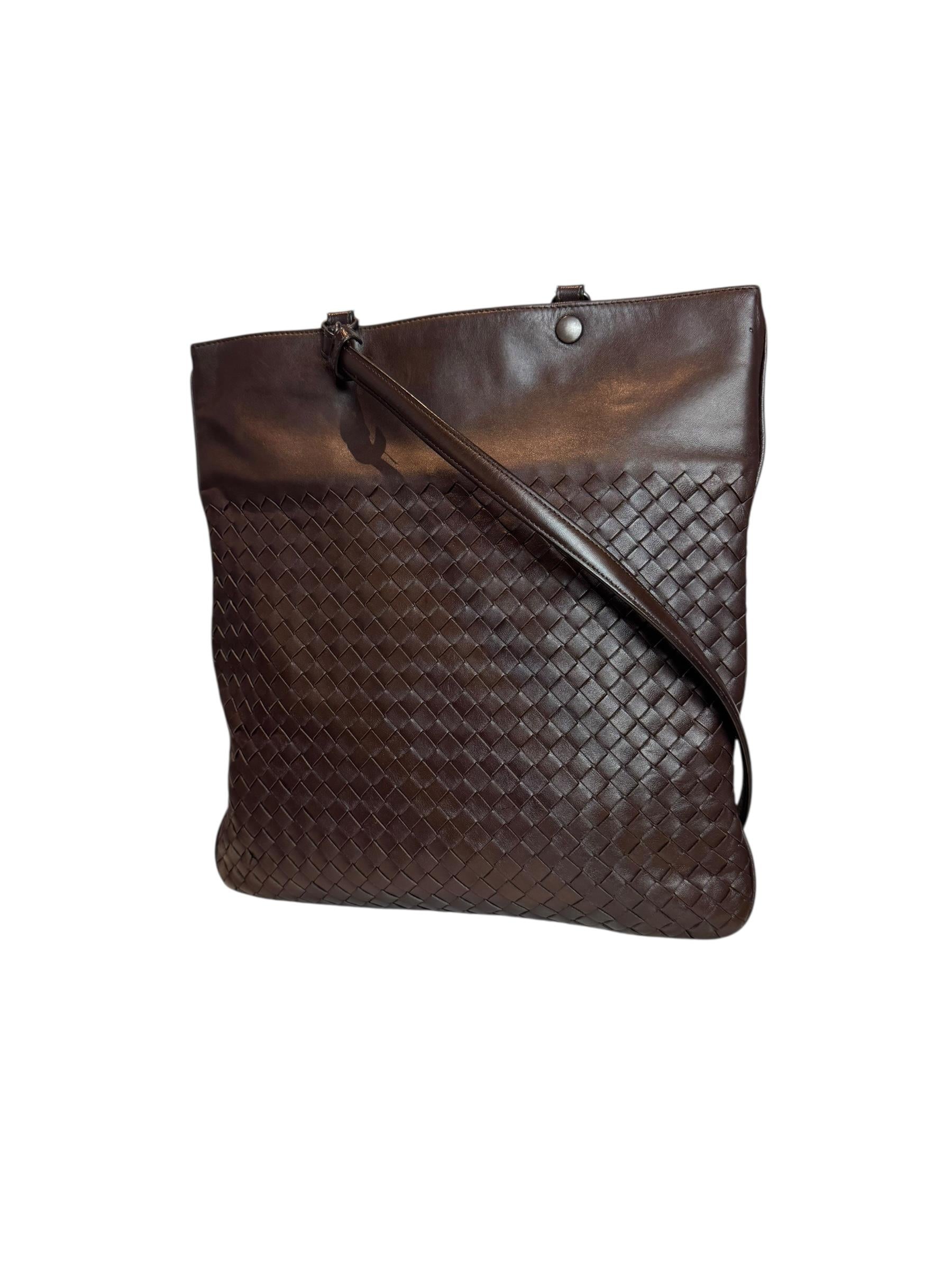 BOTTEGA VENETA INTRECCIATO MESSENGER BAG