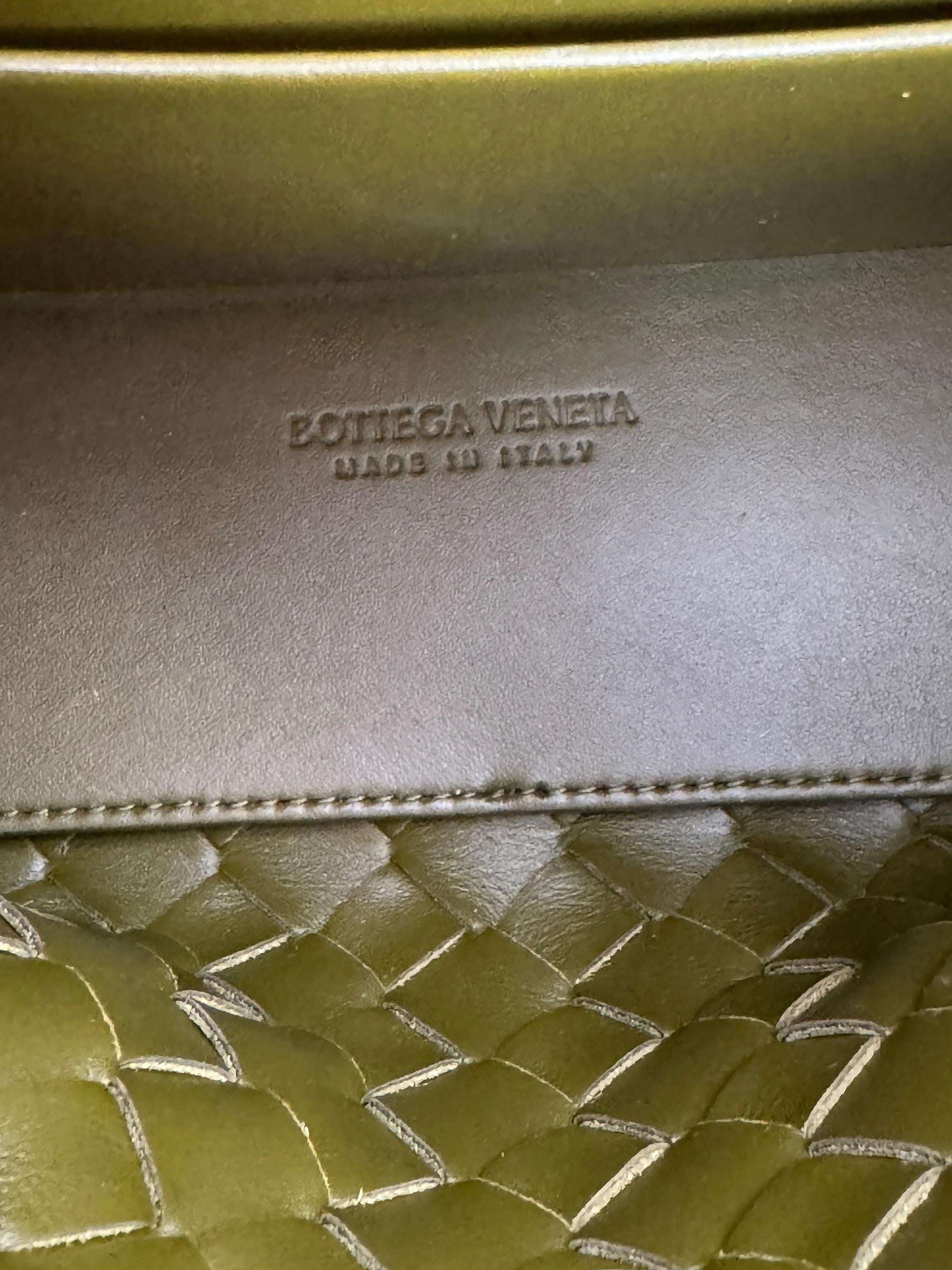BOTTEGA VENETA KHAKI SUEDE SMALL ANDIAMO BAG