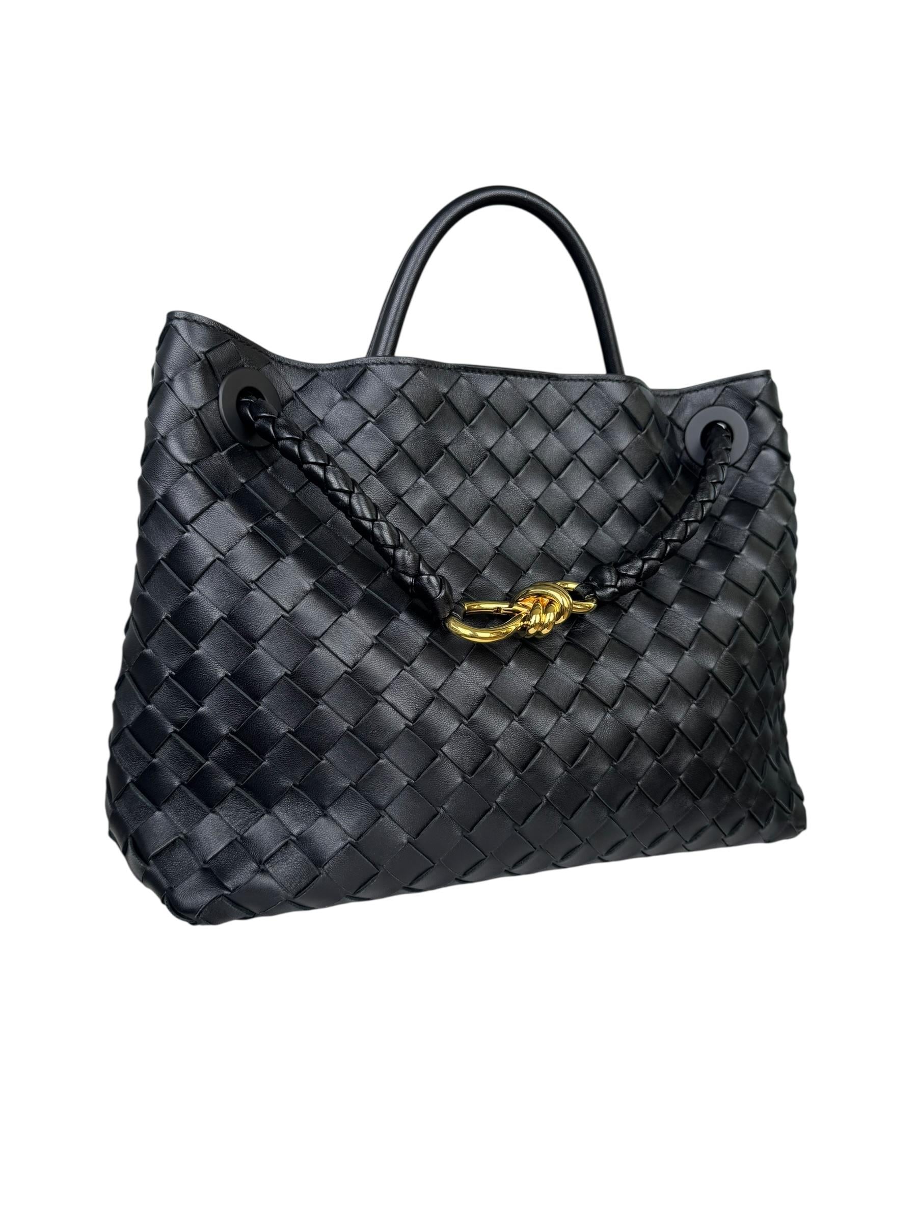 BOTTEGA VENETA MEDIUM BLACK ANDIAMO BAG
