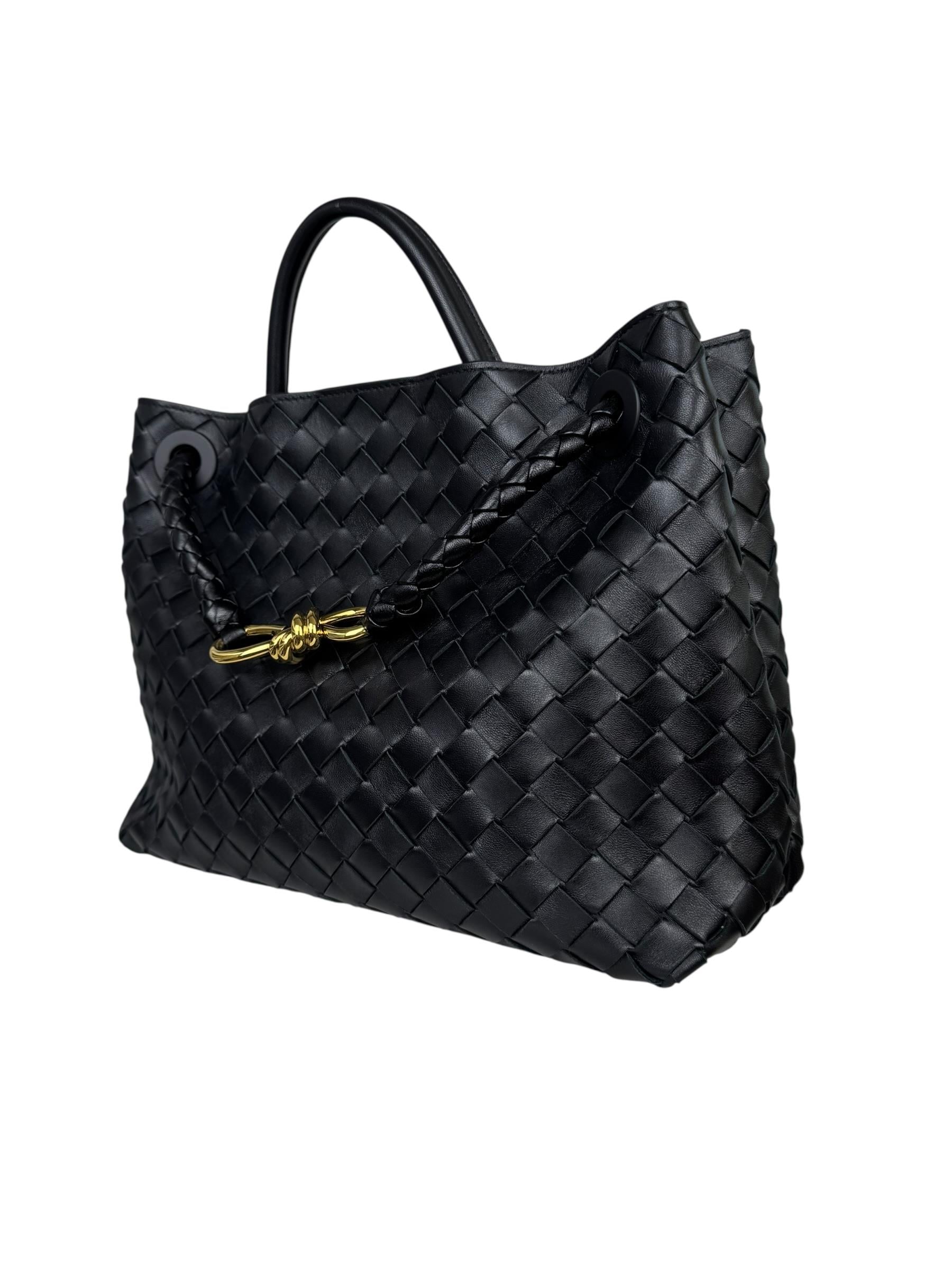 BOTTEGA VENETA MEDIUM BLACK ANDIAMO BAG