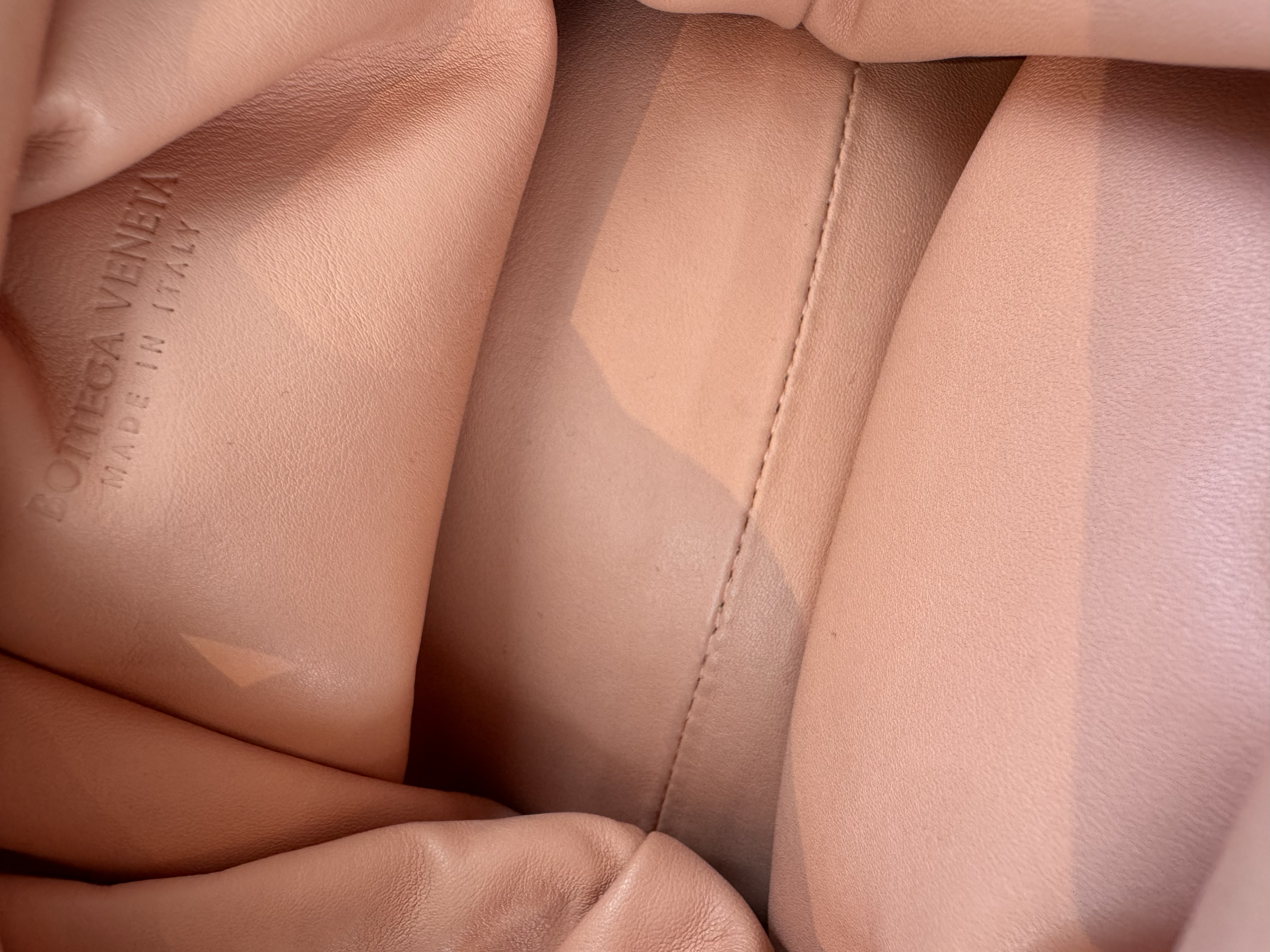 BOTTEGA VENETA PINK MINI POUCH CLUTCH BAG