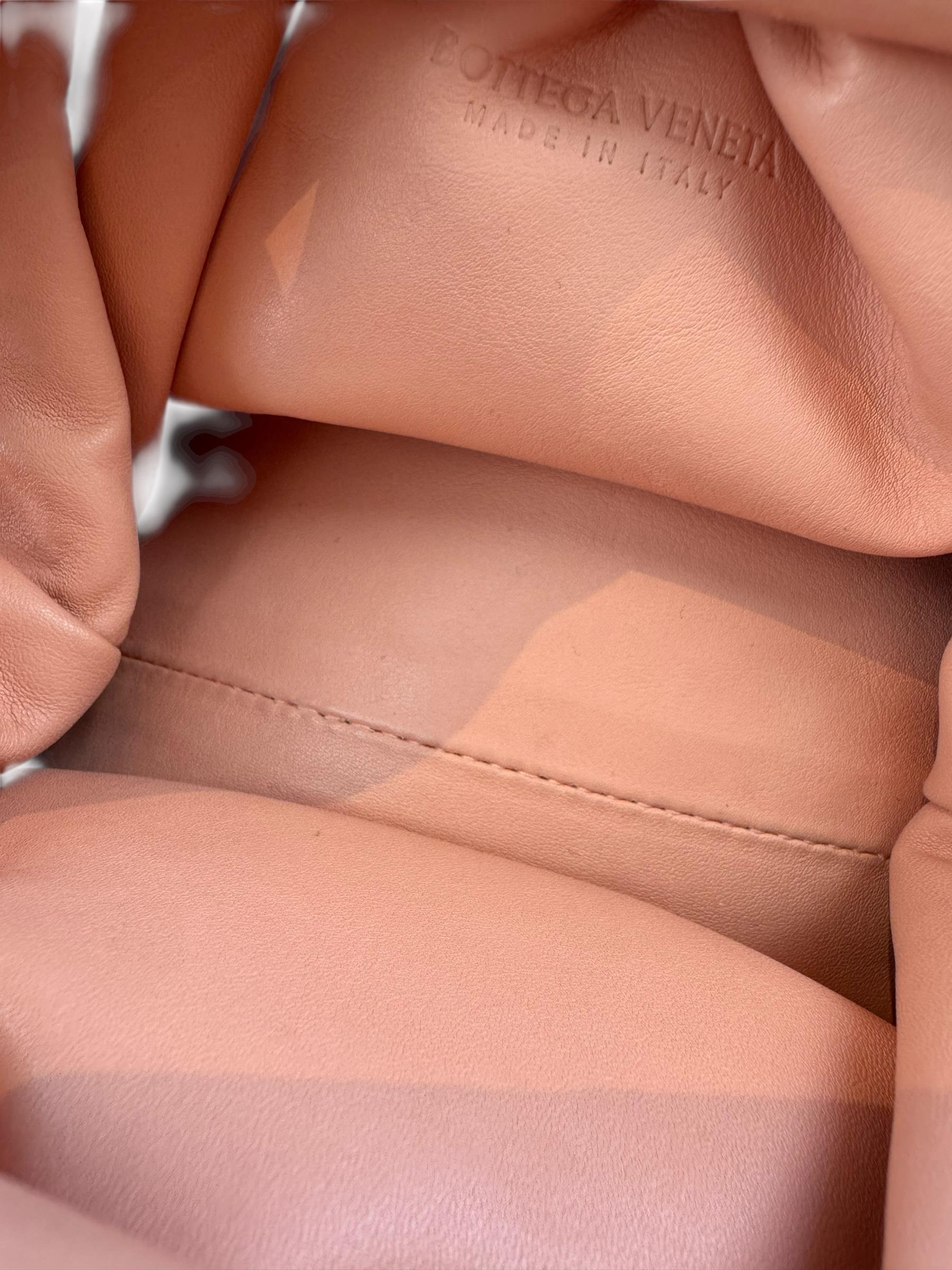 BOTTEGA VENETA PINK MINI POUCH CLUTCH BAG
