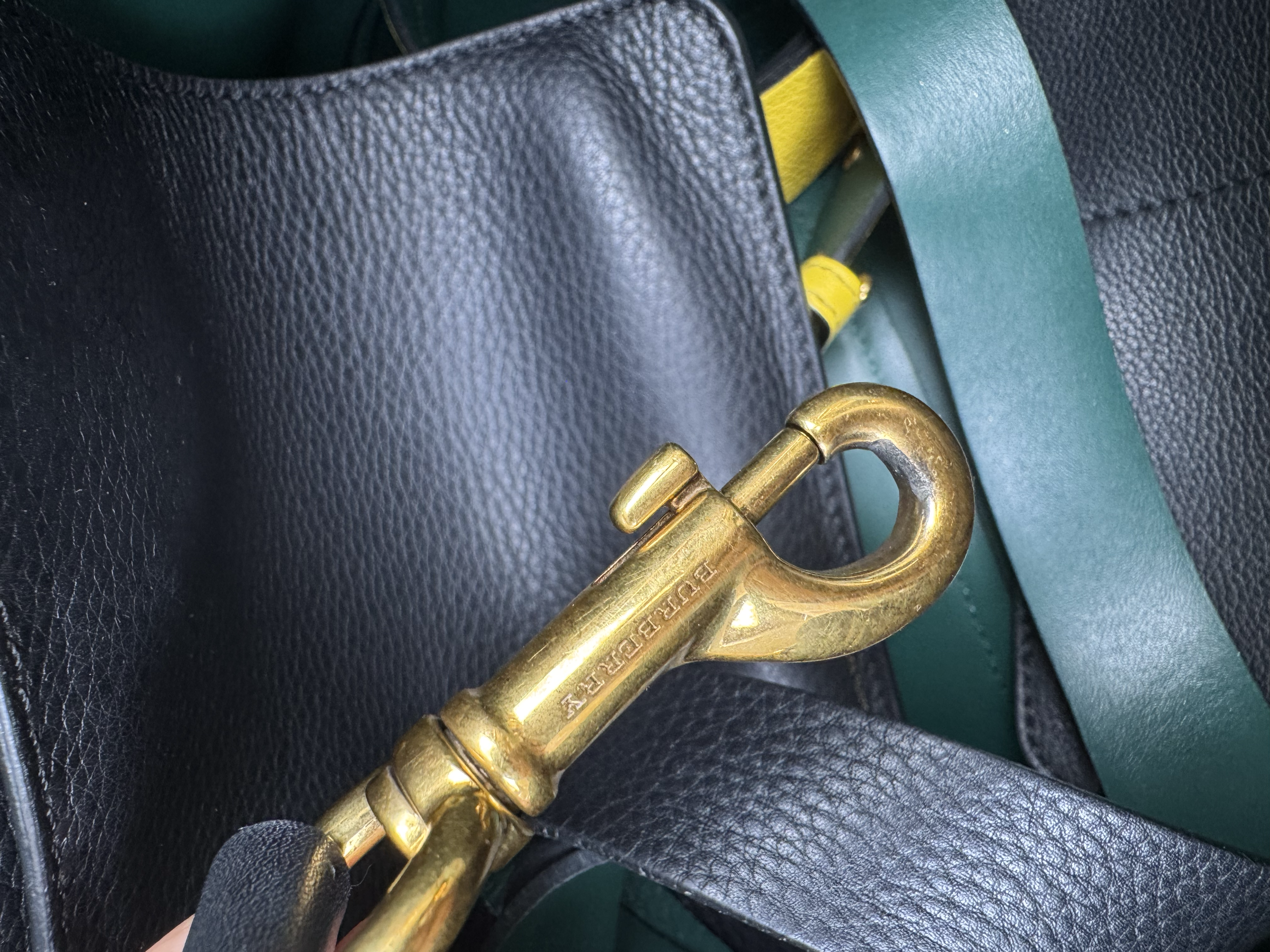 BURBERRY BELT TOTE BAG