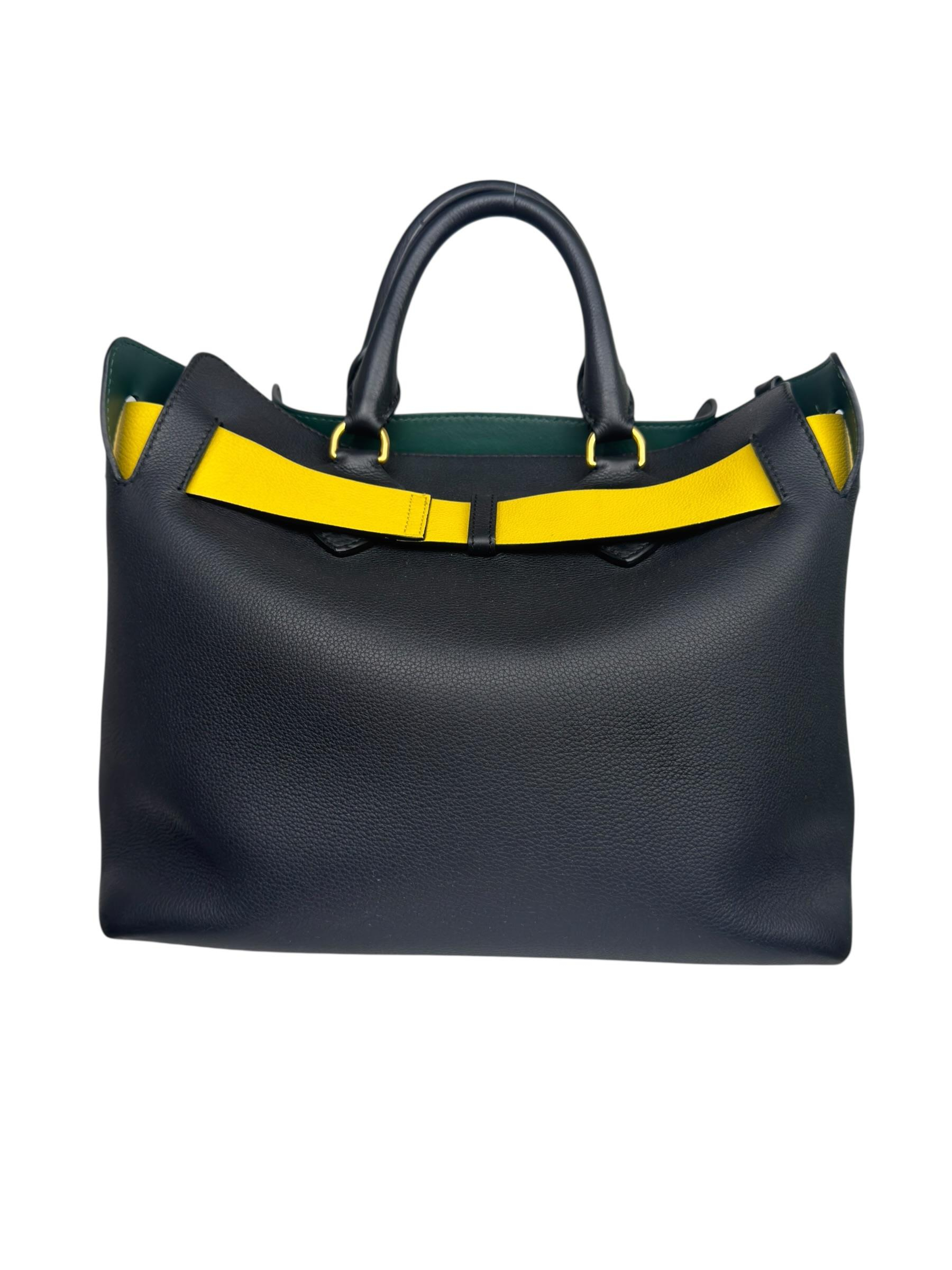 BURBERRY BELT TOTE BAG