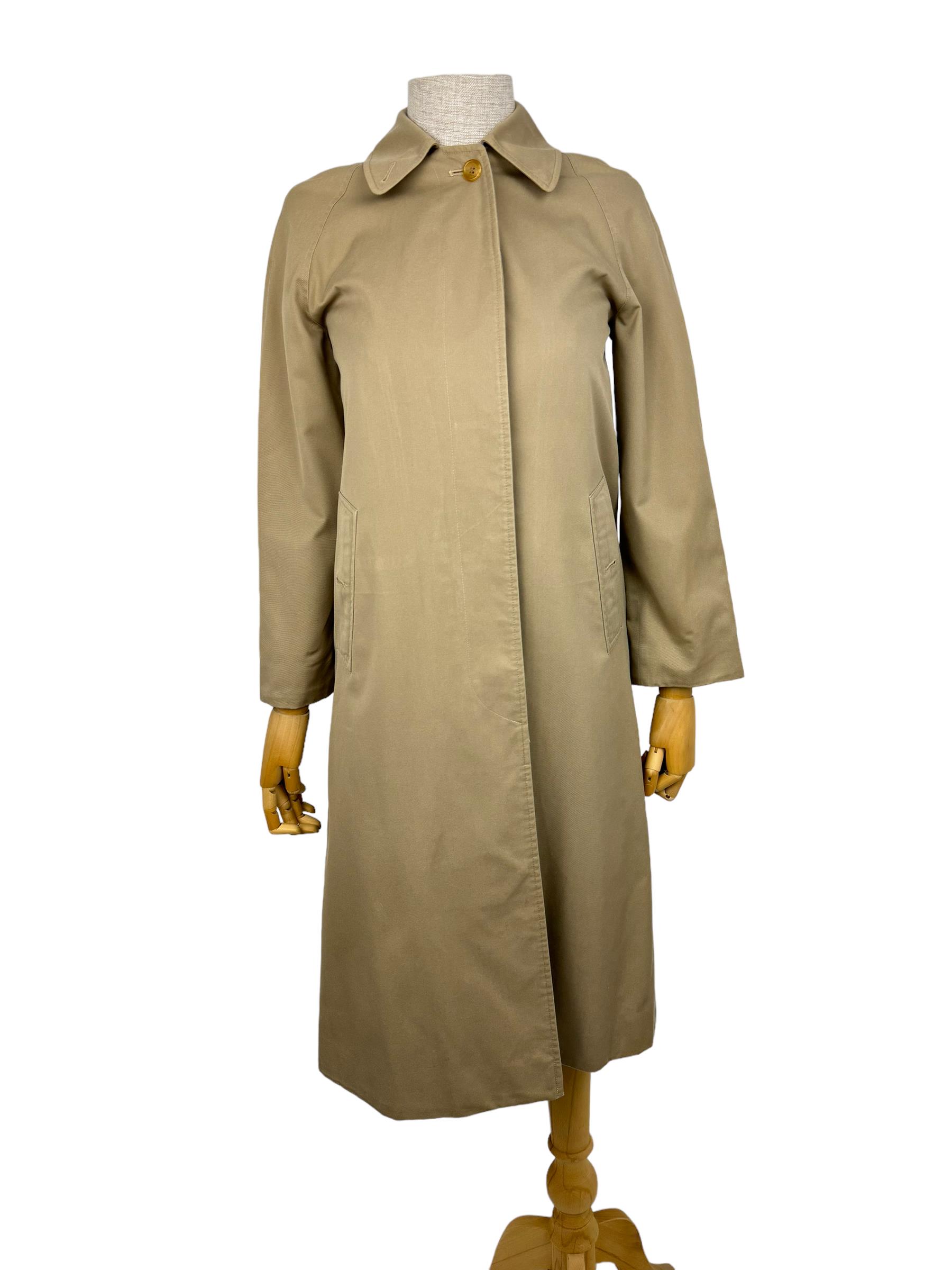 BURBERRY CAMEL TRENCH COAT
