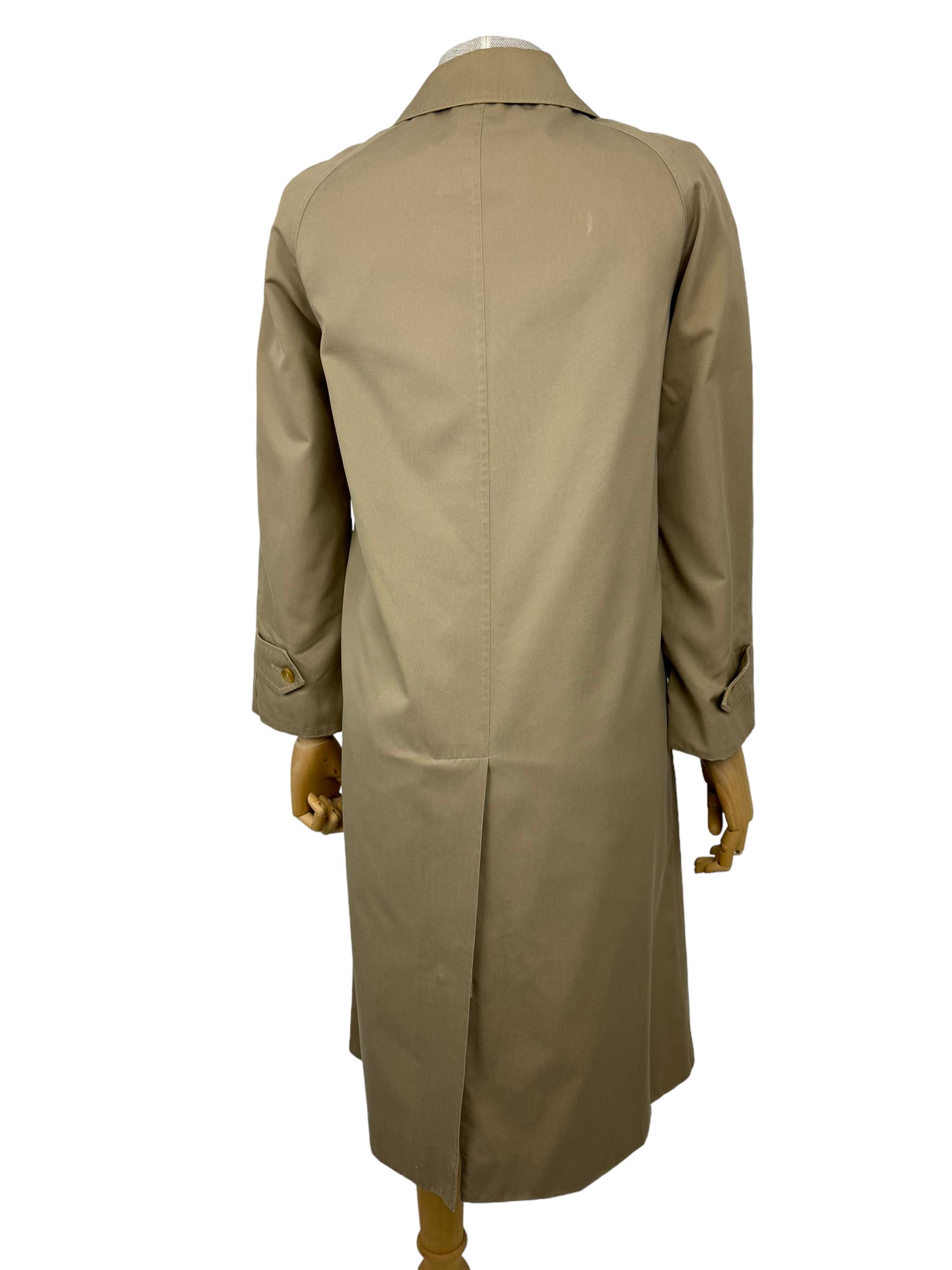 BURBERRY CAMEL TRENCH COAT