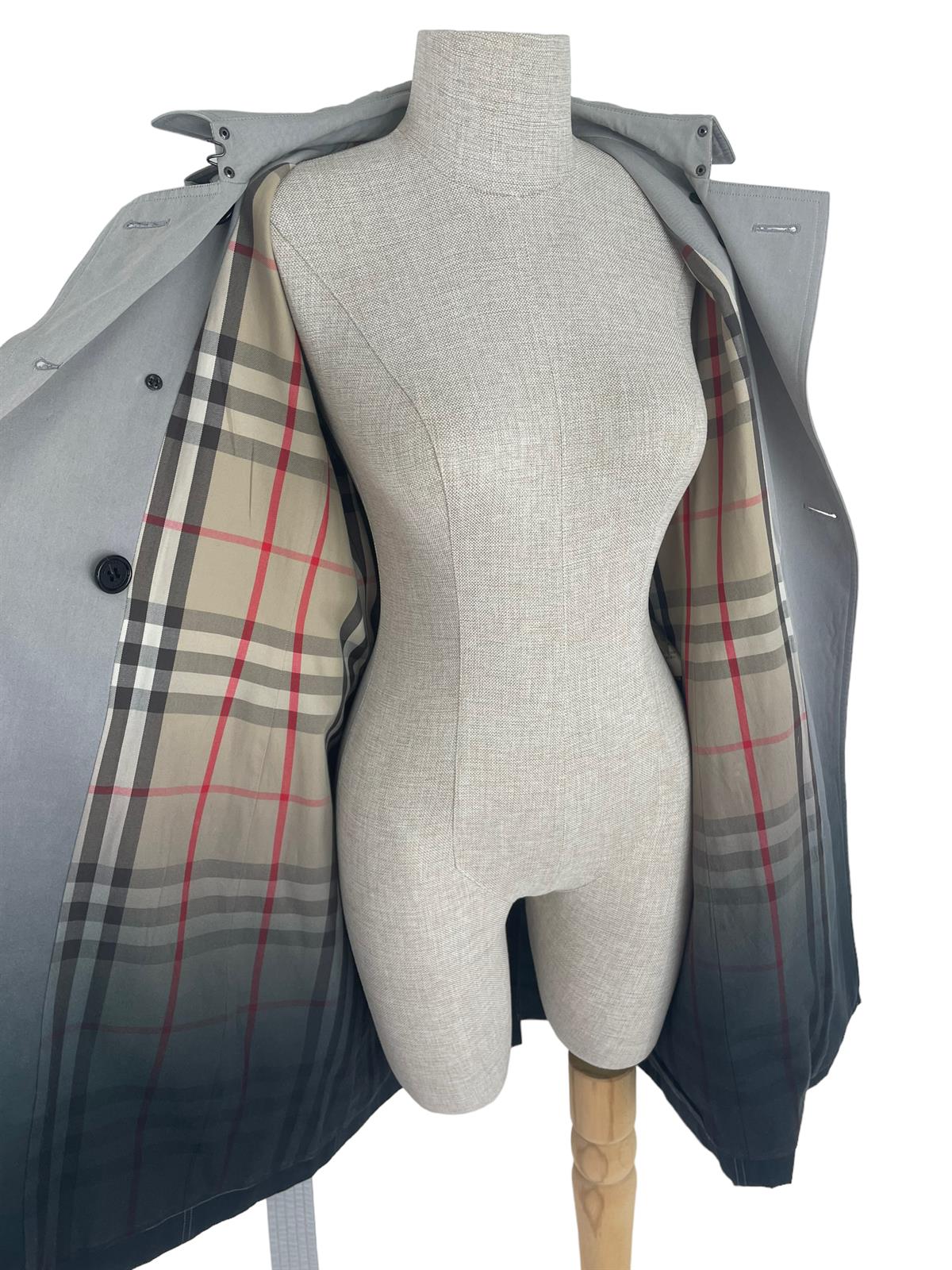 BURBERRY GRAY DOUBLE BREASTED TRENCH COAT