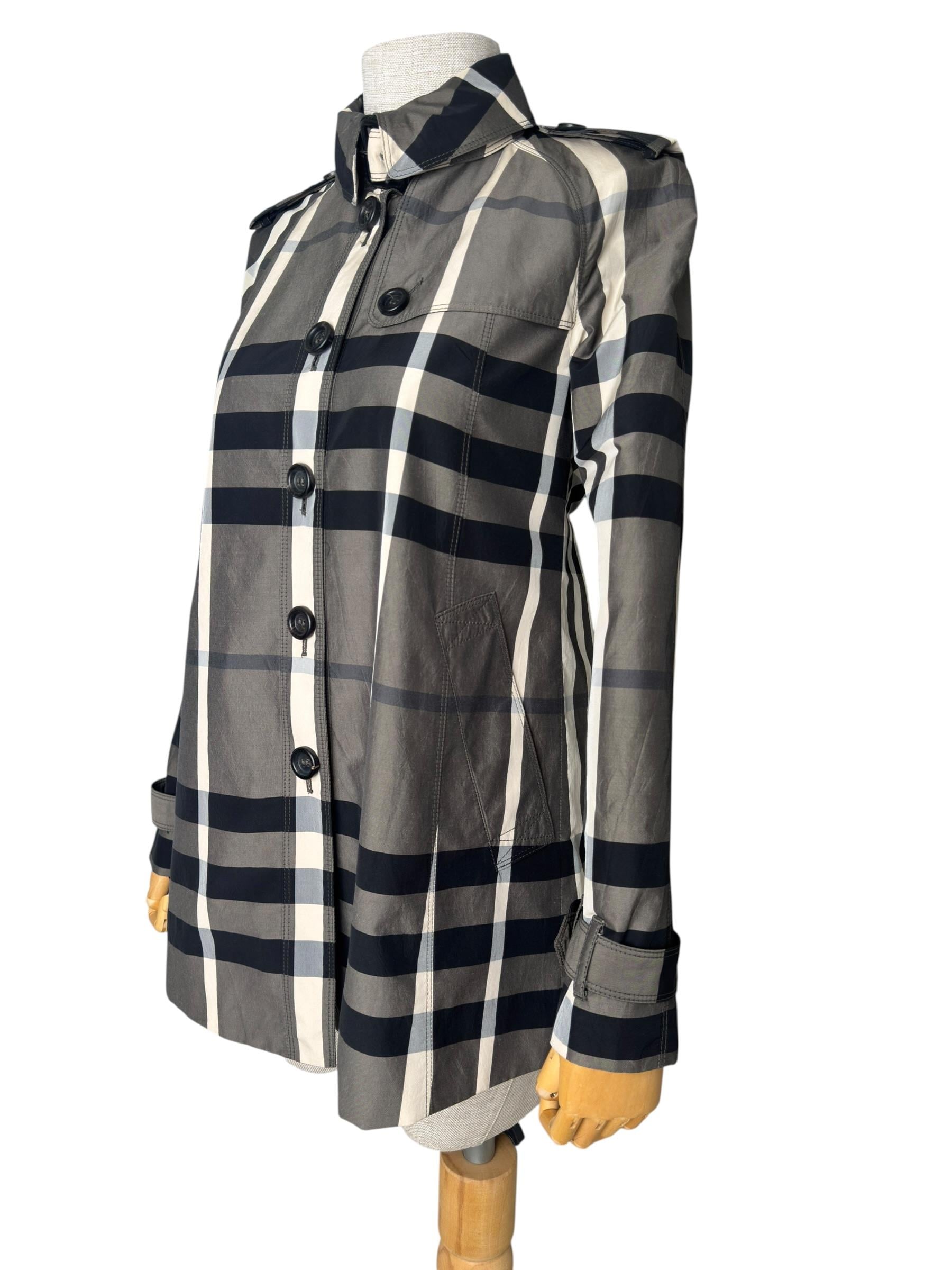 BURBERRY GRAY NOVA TRENCHCOAT