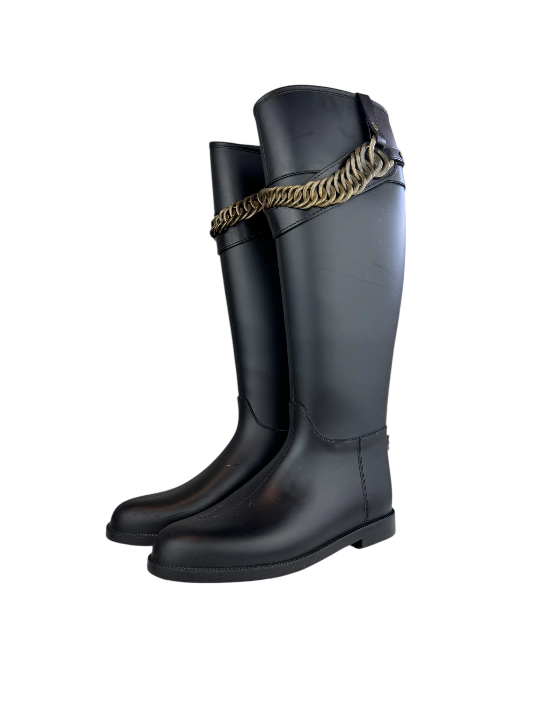 BURBERRY HIGH KNEE CHAIN BOOTS
