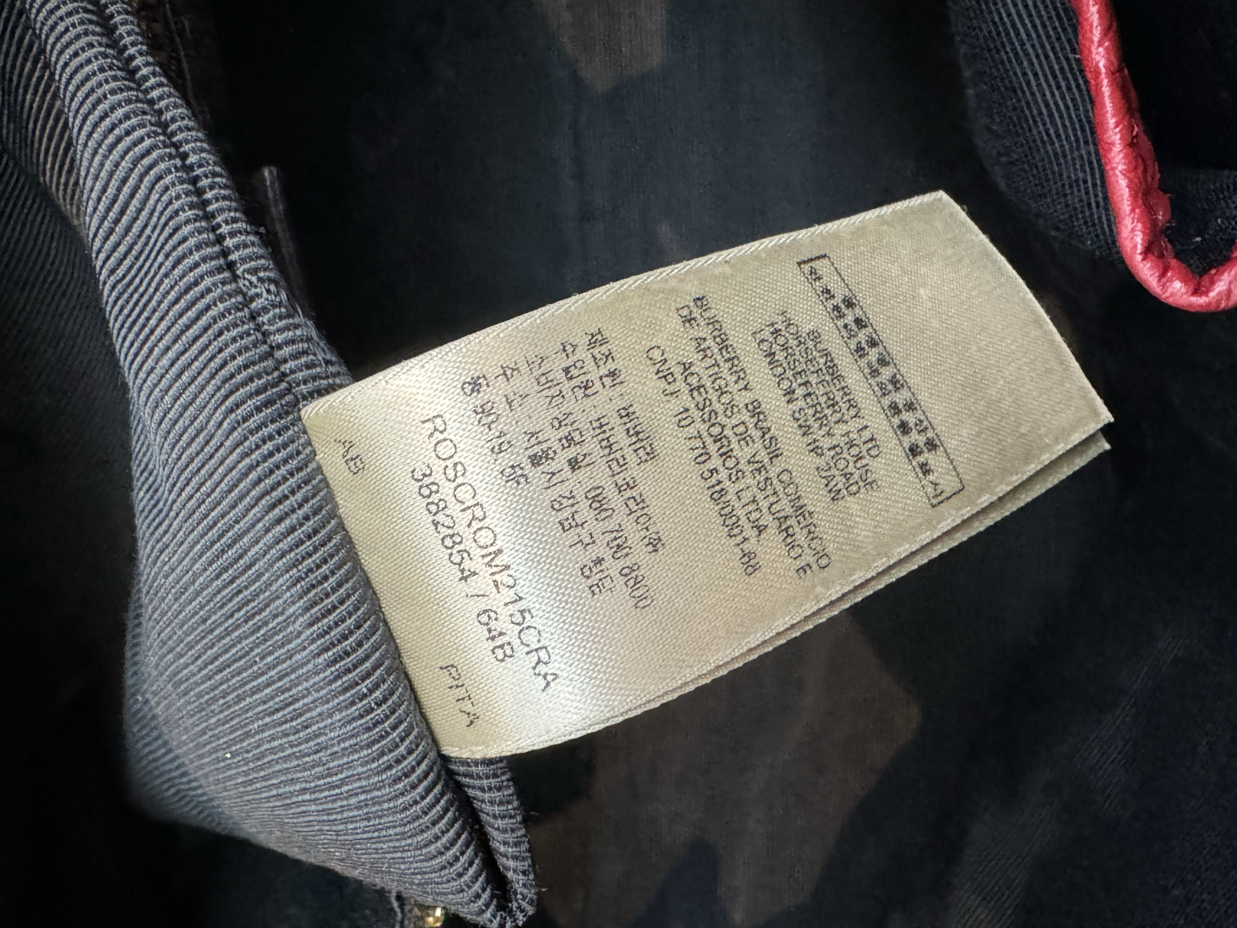 BURBERRY LEATHER TOTE BAG