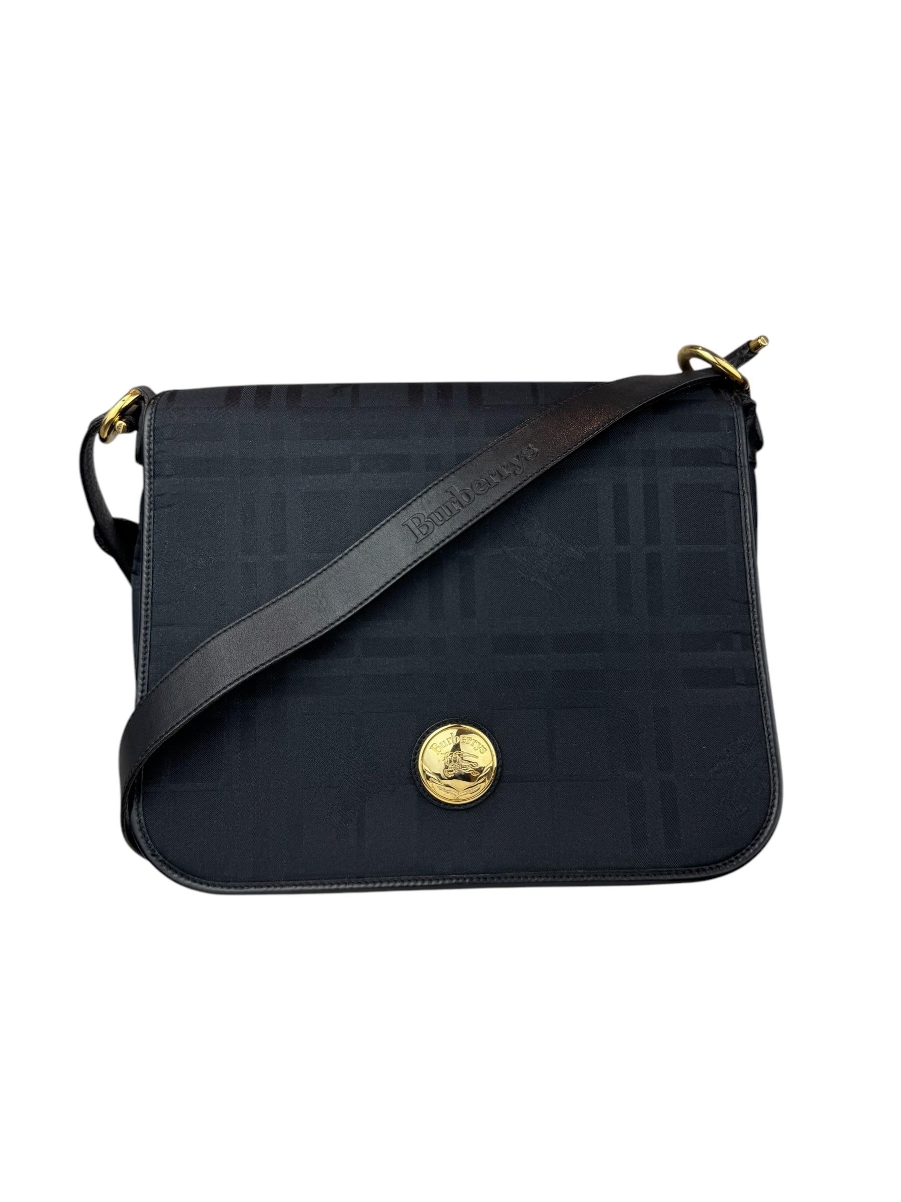 BURBERRYS CANVAS MESSENGER BAG