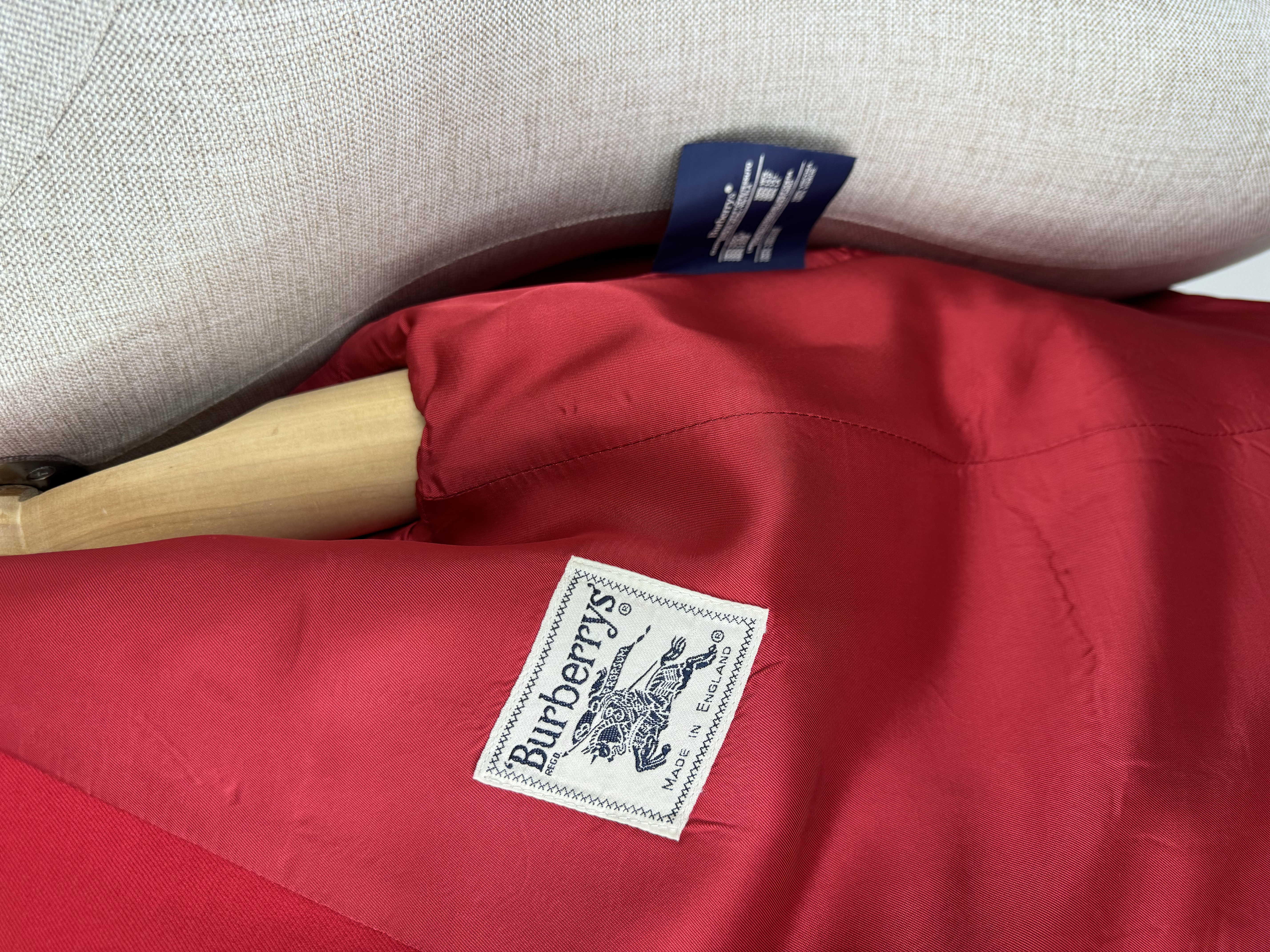 BURBERRYS RED BLAZER JACKET