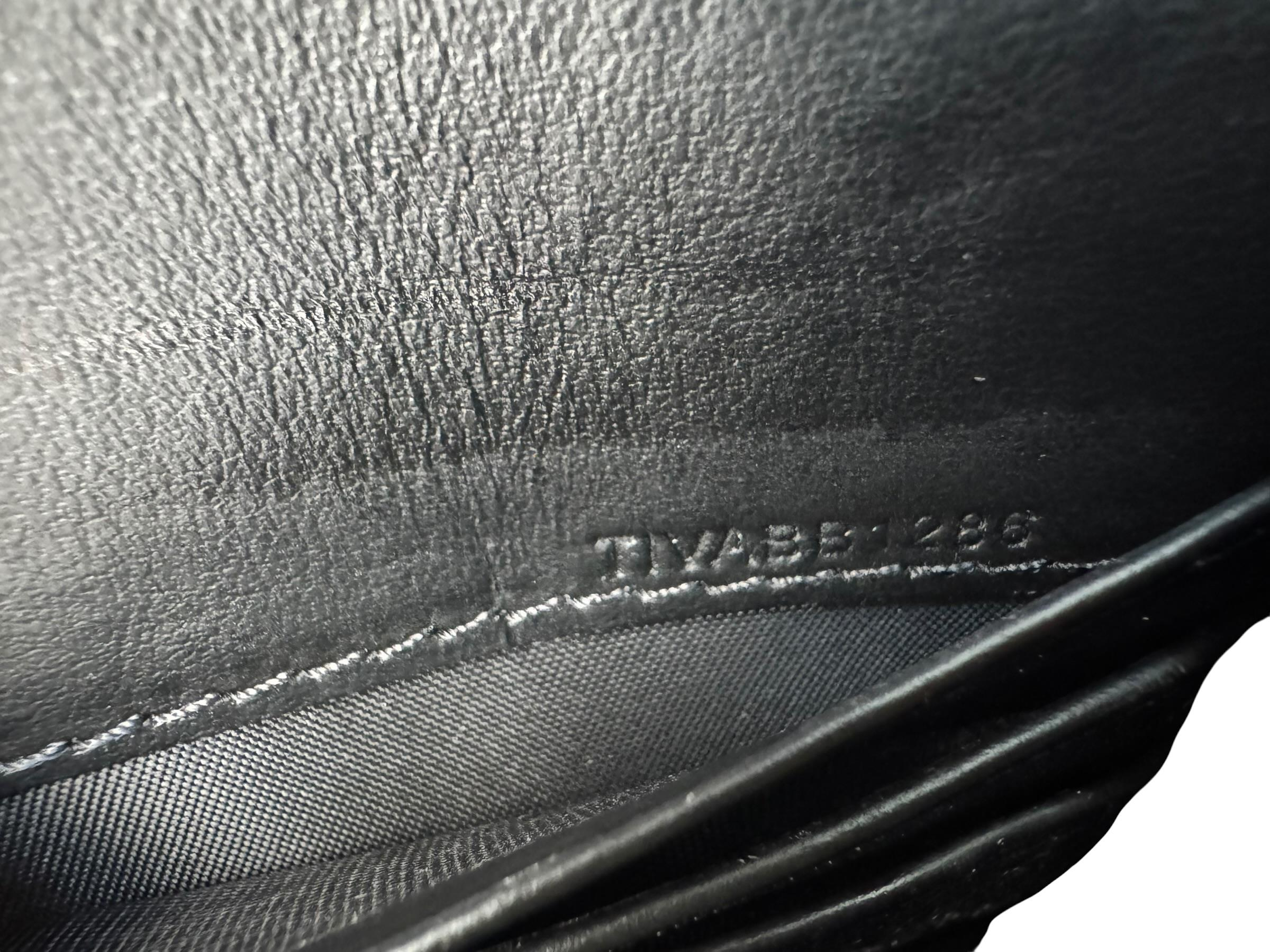 BURBERY BLACK LEATHER WALLET ON CHAIN BAG
