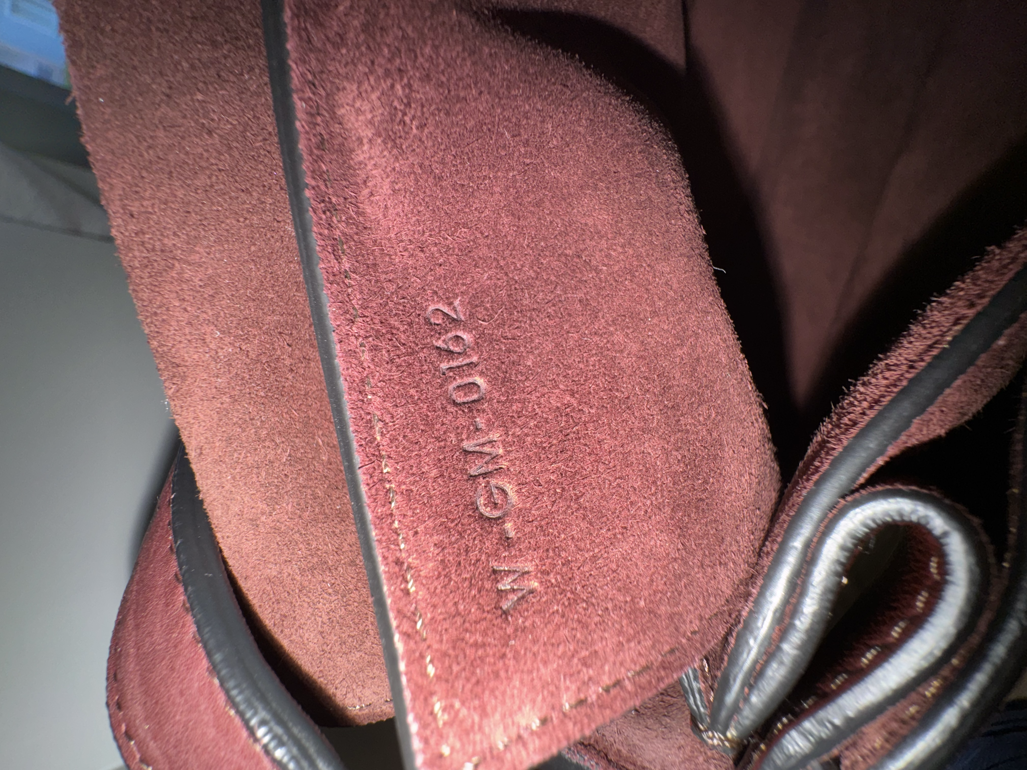 CELINE BURGUNDY DIAMOND SHOULDER BAG