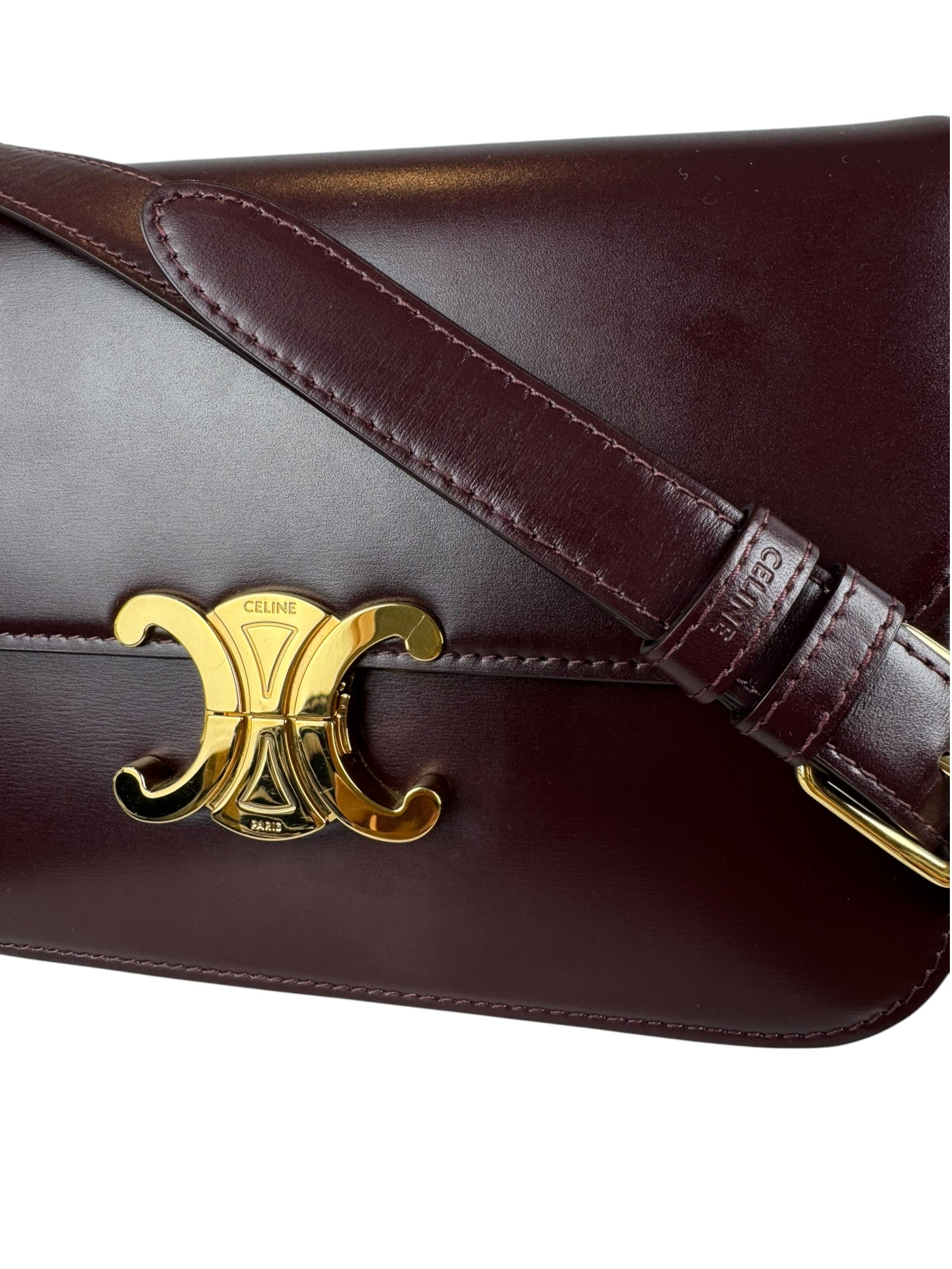 CELINE MEDIUM CLASSIC TRIOMPHE BAG