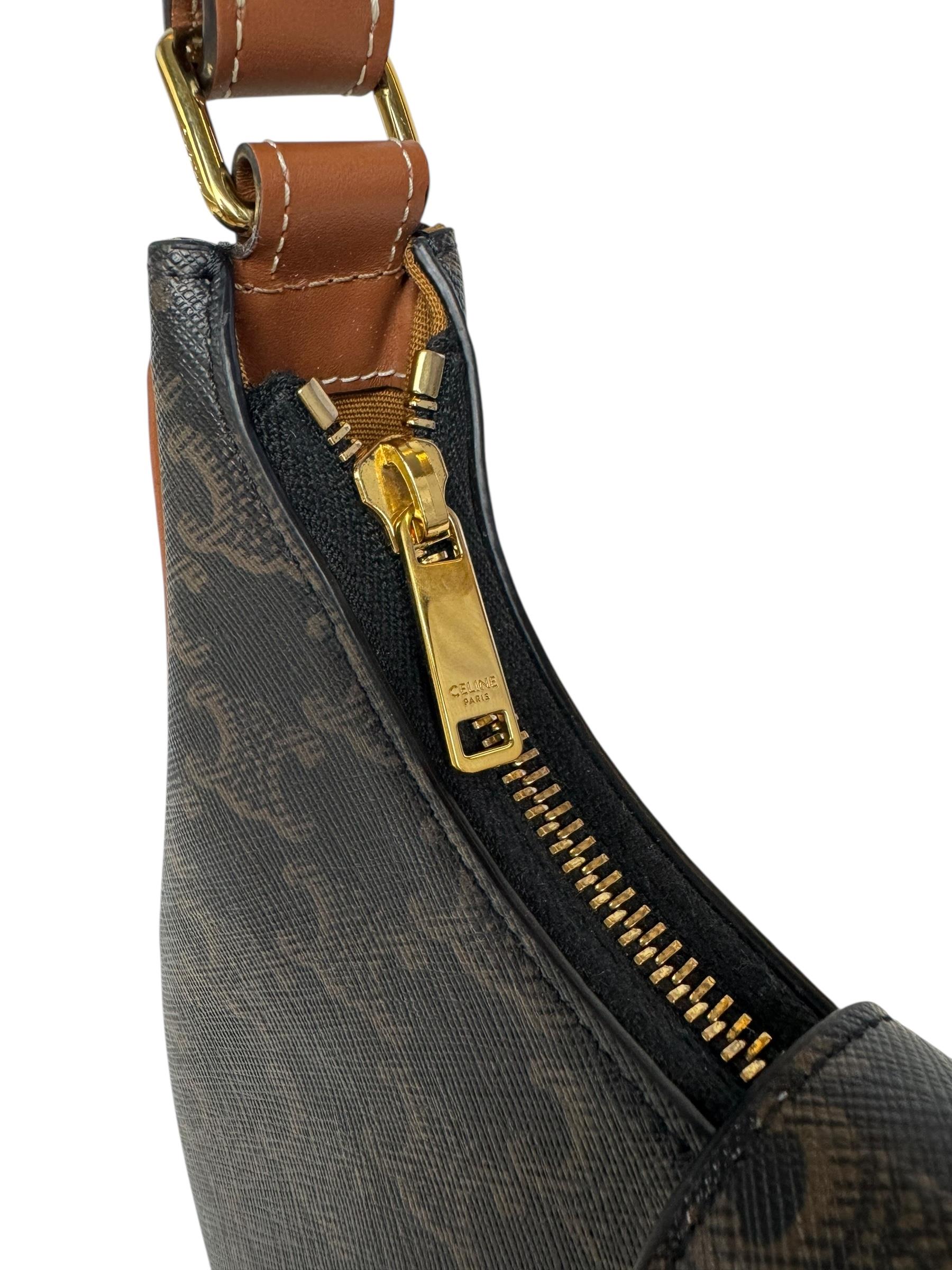 CELINE TRIOMPHE AVA SHOULDER BAG