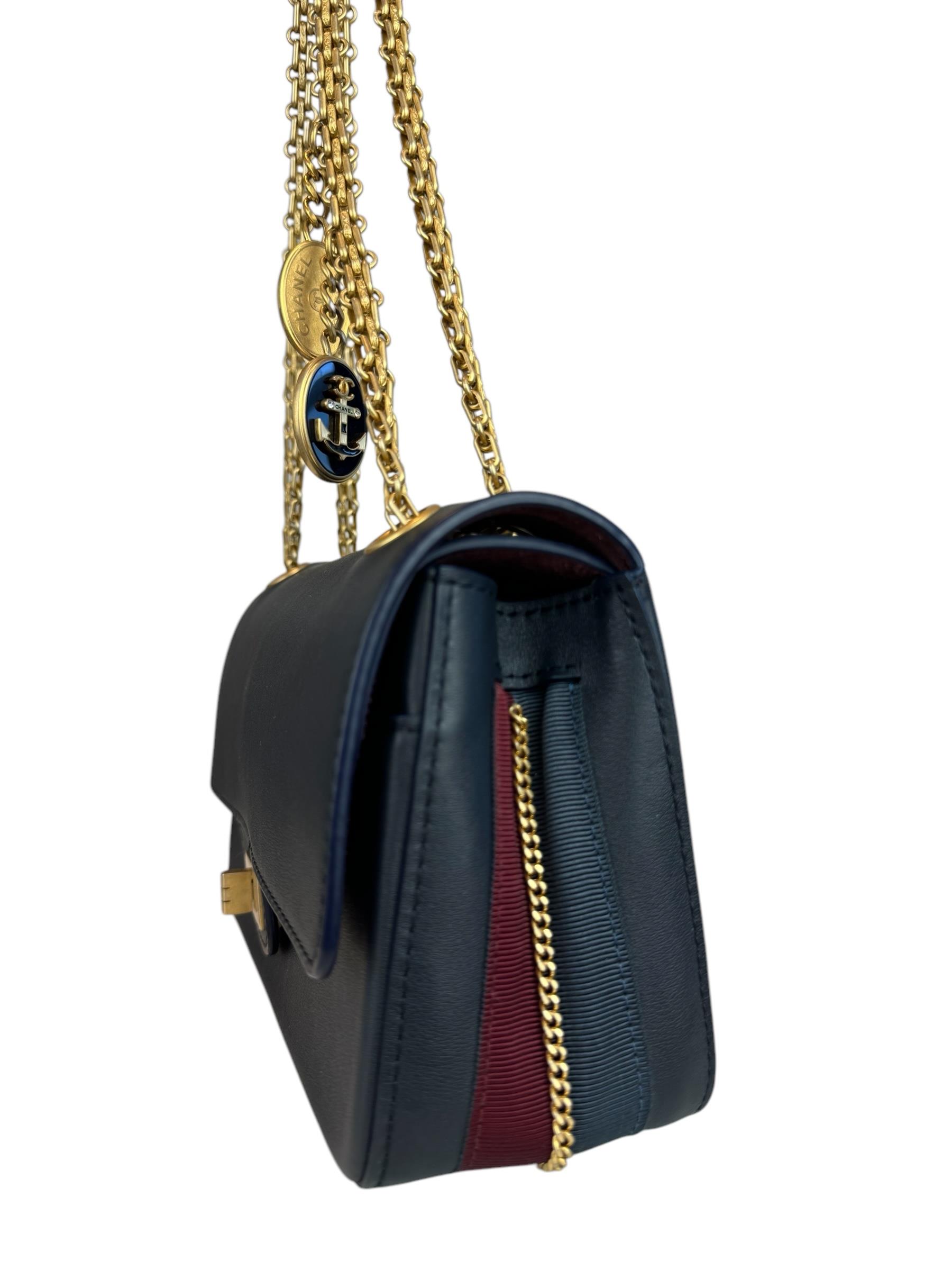 CHANEL 2.55 REISSUE DOUBLE FLAP BAG