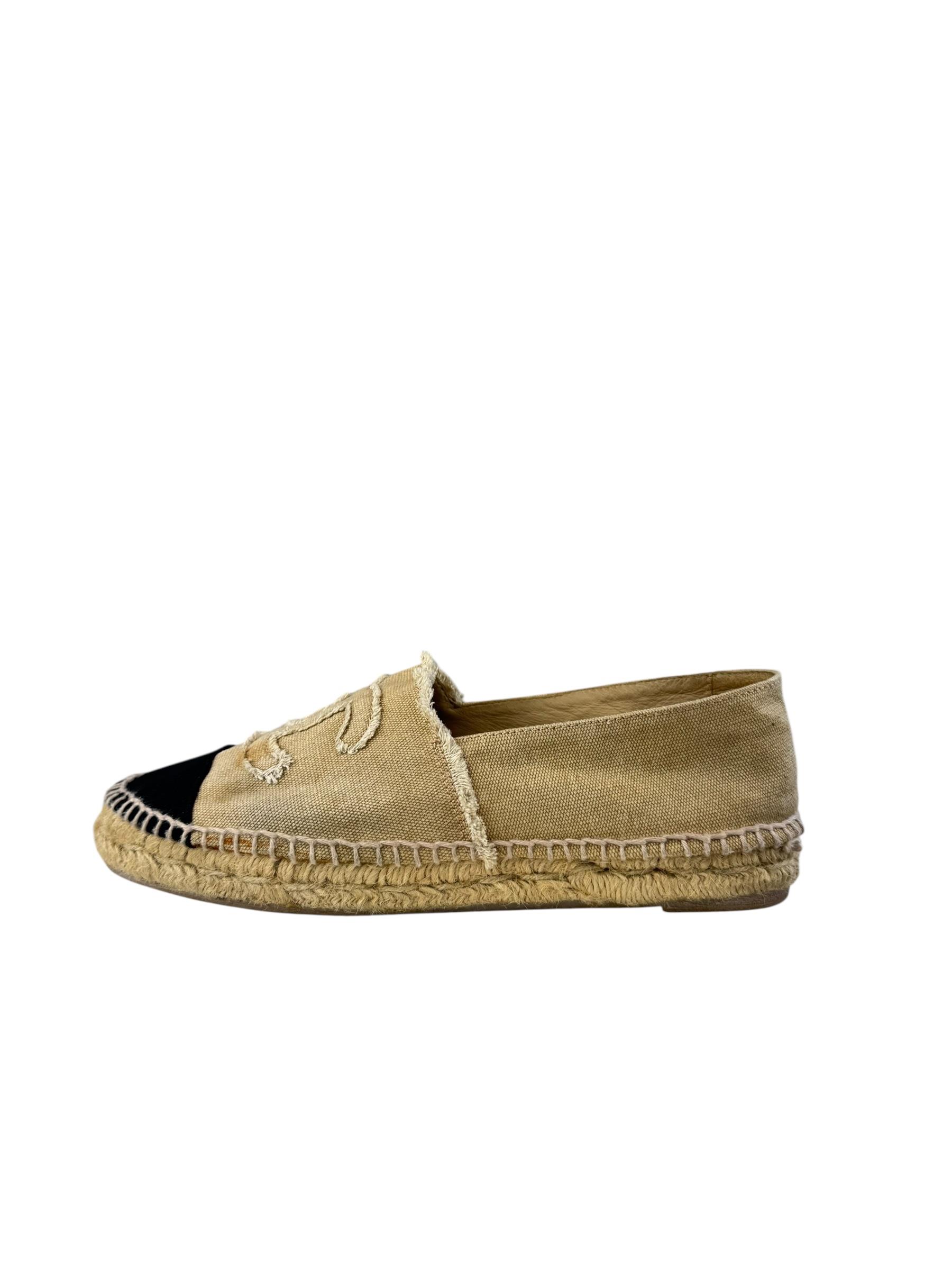 CHANEL BEIGE CANVAS ESPADRILLES 