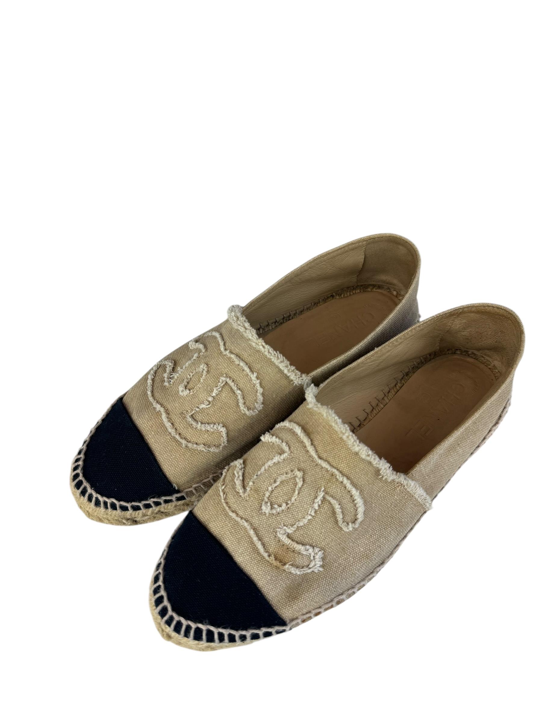 CHANEL BEIGE CANVAS ESPADRILLES 